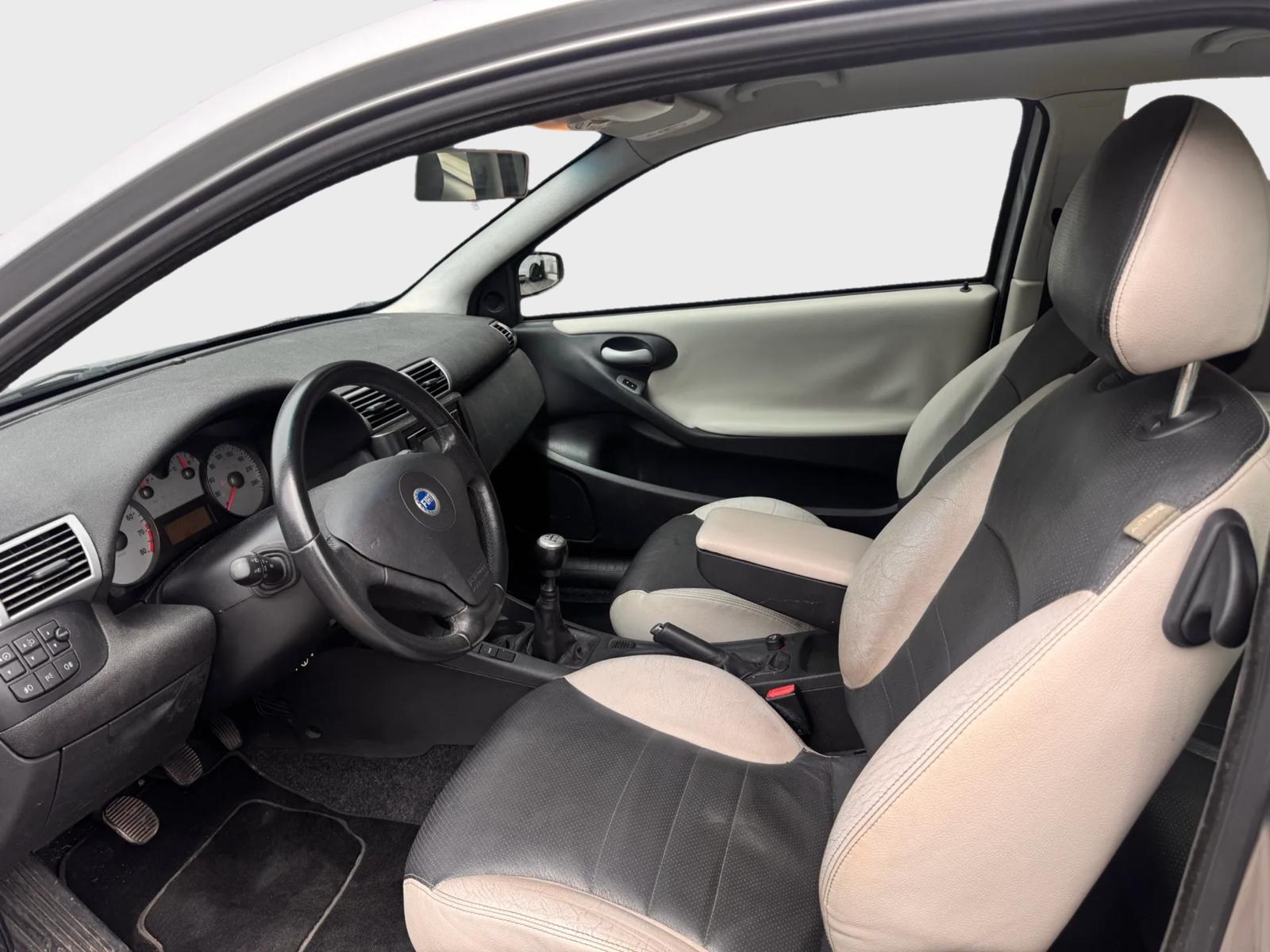 FIAT Stilo 2.4 20V GT-image-6