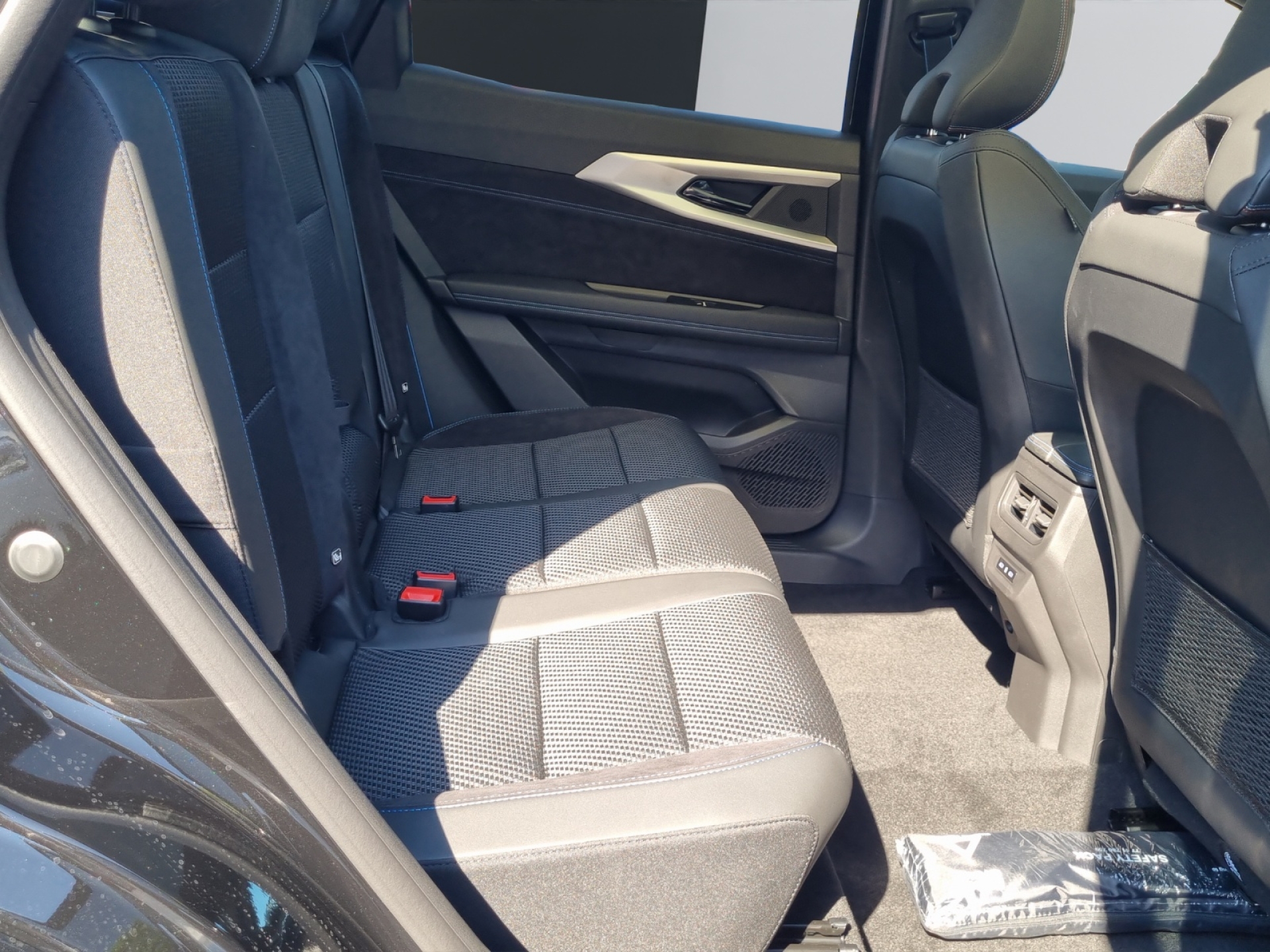 RENAULT Espace Full Hybrid E-Tech esprit Alpine full hybrid E-Tech 200 - 7 Seater-image-13