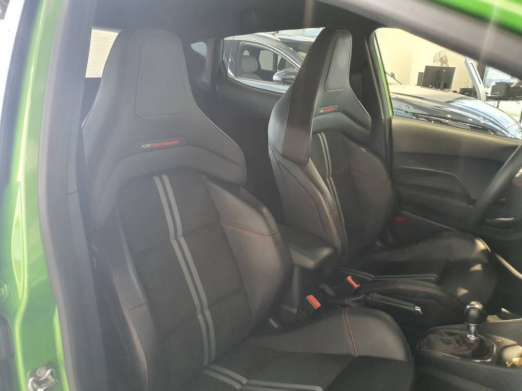 FORD Fiesta 1.5 EcoB ST X-image-12