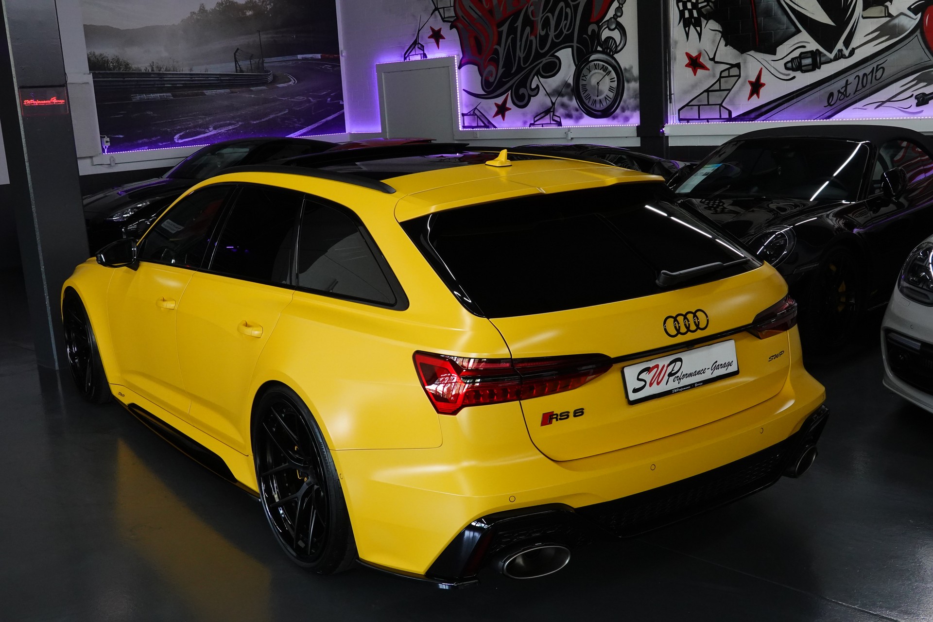 AUDI RS6 AVANT 4.0 TFSI V8 QUATTRO VEGAS MATT. EXCLUSIVE AKRAPOVIC ON TOP-image-11