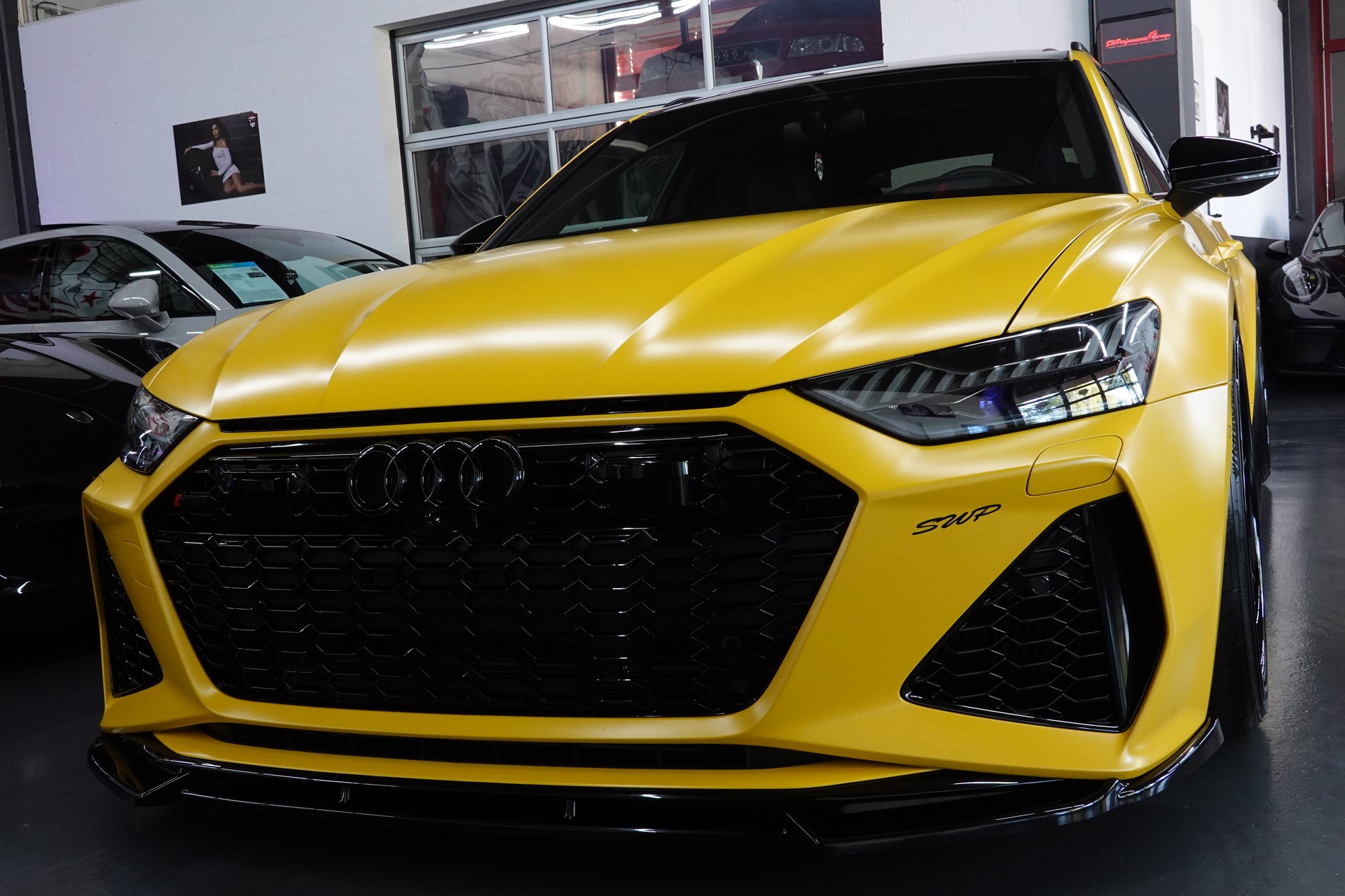 AUDI RS6 AVANT 4.0 TFSI V8 QUATTRO VEGAS MATT. EXCLUSIVE AKRAPOVIC ON TOP-image-4