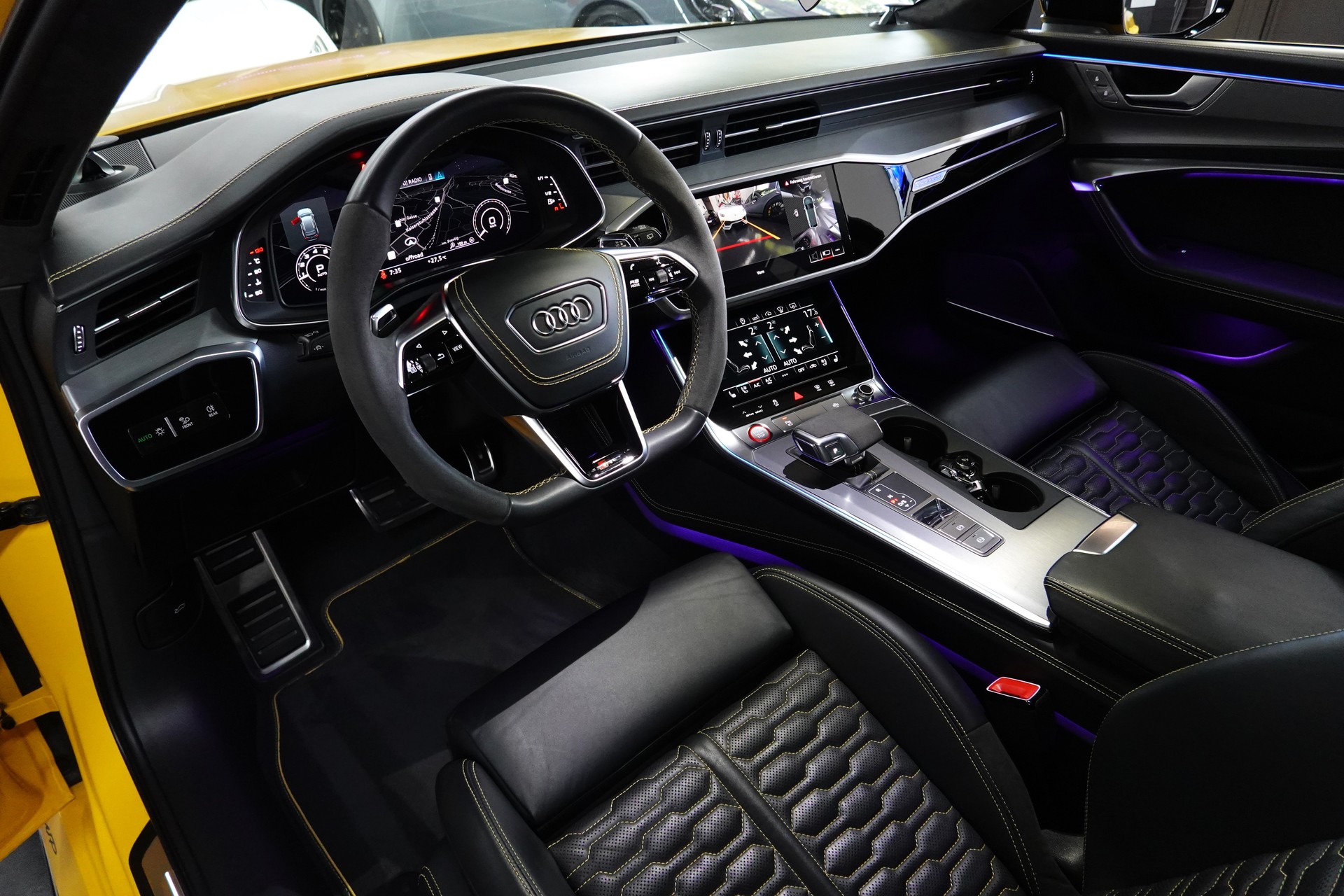 AUDI RS6 AVANT 4.0 TFSI V8 QUATTRO VEGAS MATT. EXCLUSIVE AKRAPOVIC ON TOP-image-32