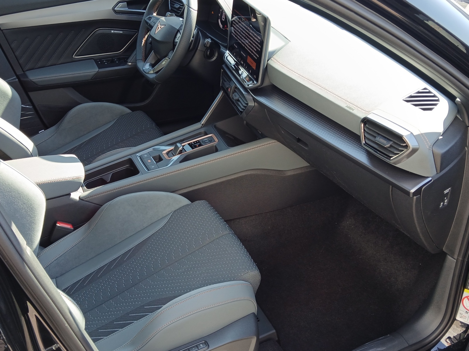 CUPRA Formentor 2.5TSI VZ5 Prime Edition 4Drive DSG-image-13
