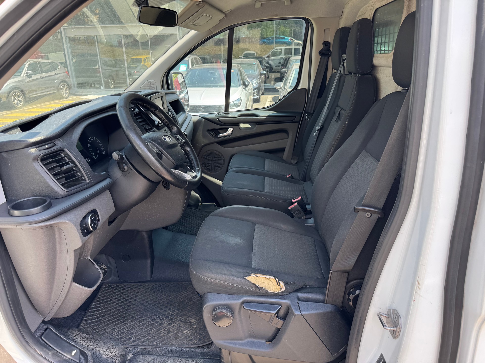 FORD Transit Custom Van 280 L1H1Trend-image-10