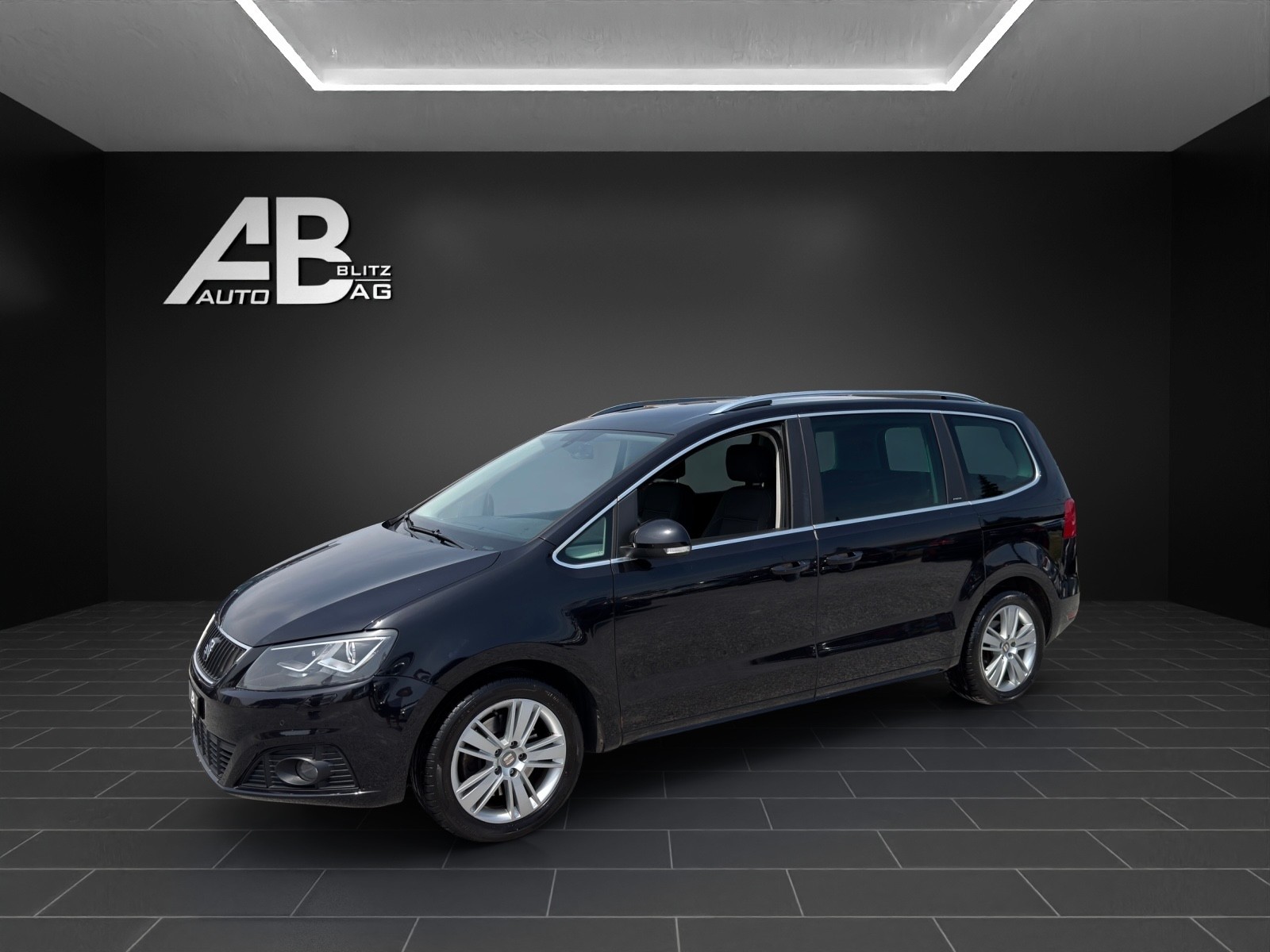 SEAT Alhambra 2.0 TDI Style Viva DSG mit 177 PS * 7-Plätzer *-showroom-element-1