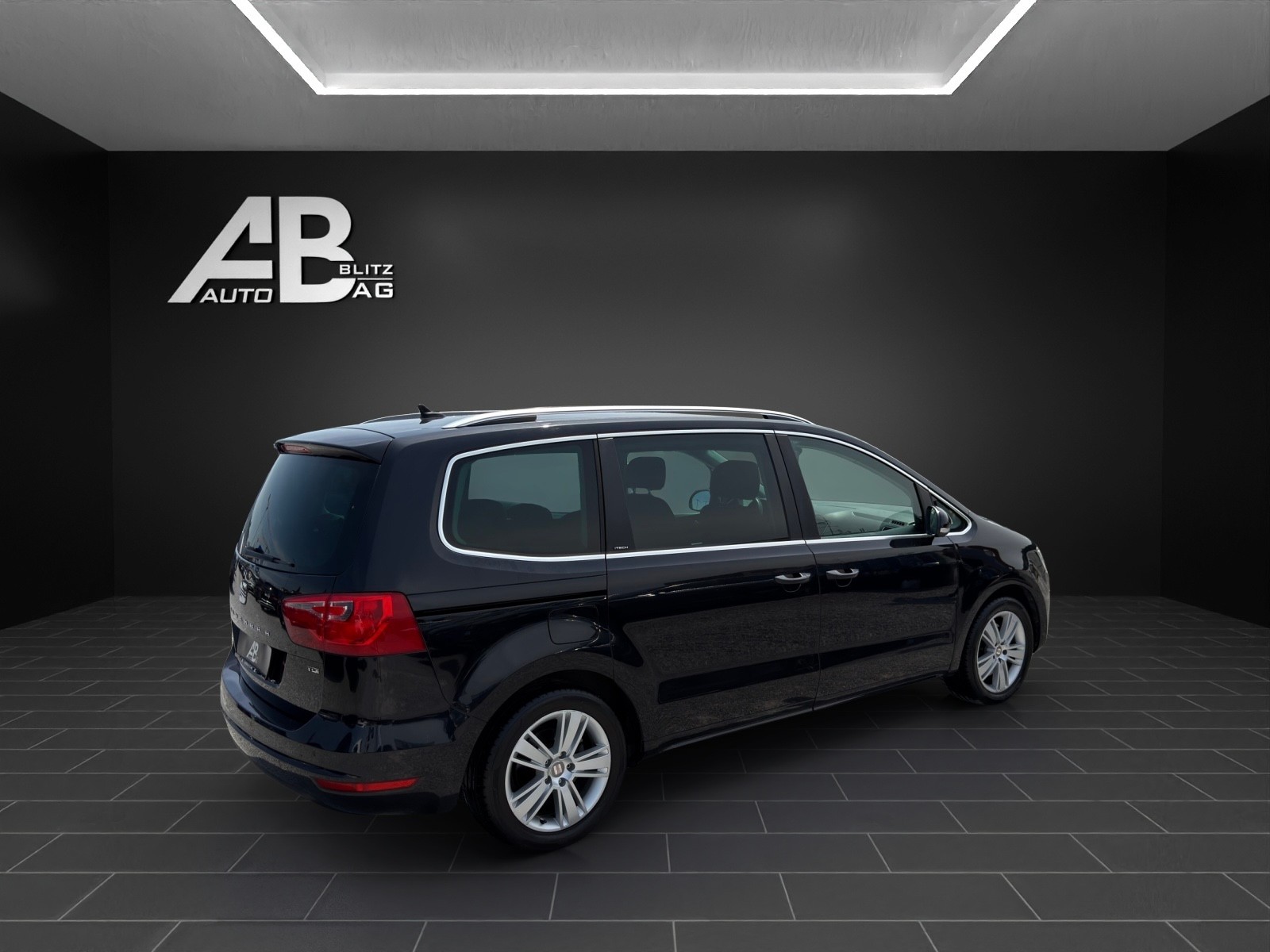 SEAT Alhambra 2.0 TDI Style Viva DSG mit 177 PS * 7-Plätzer *-image-4
