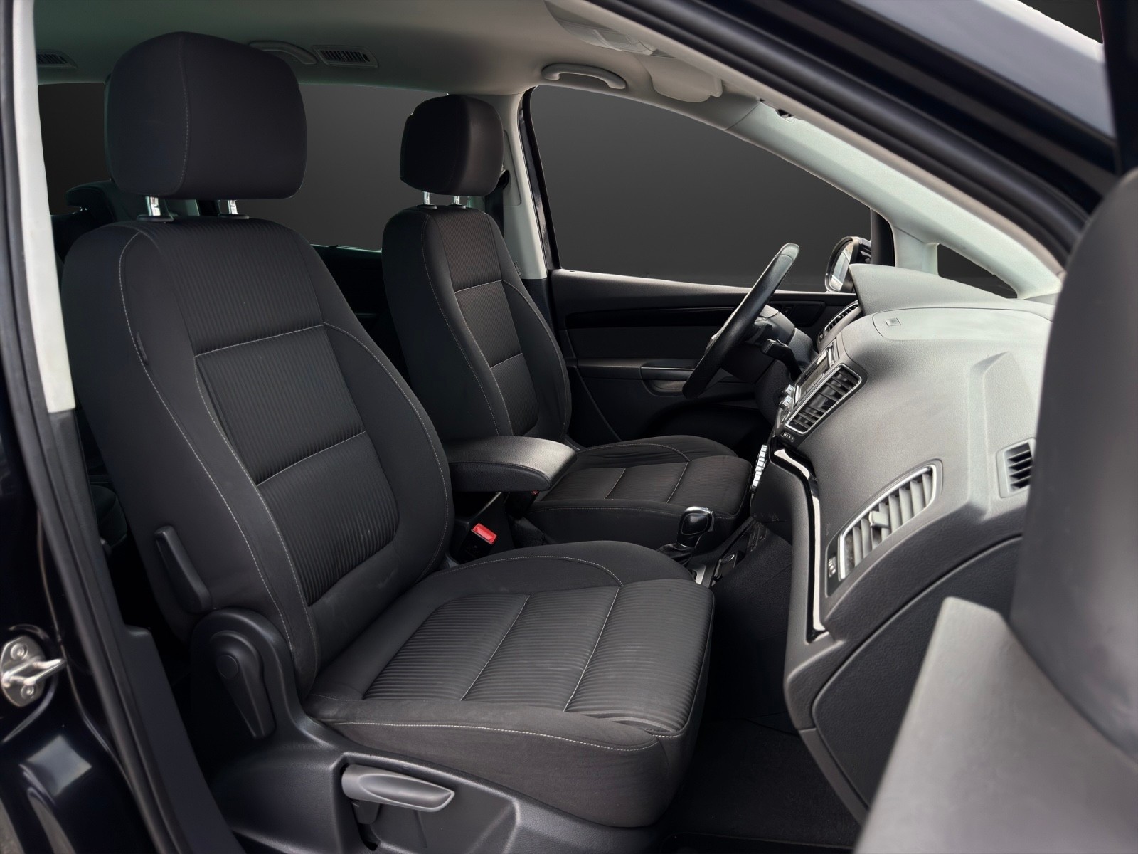 SEAT Alhambra 2.0 TDI Style Viva DSG mit 177 PS * 7-Plätzer *-image-8