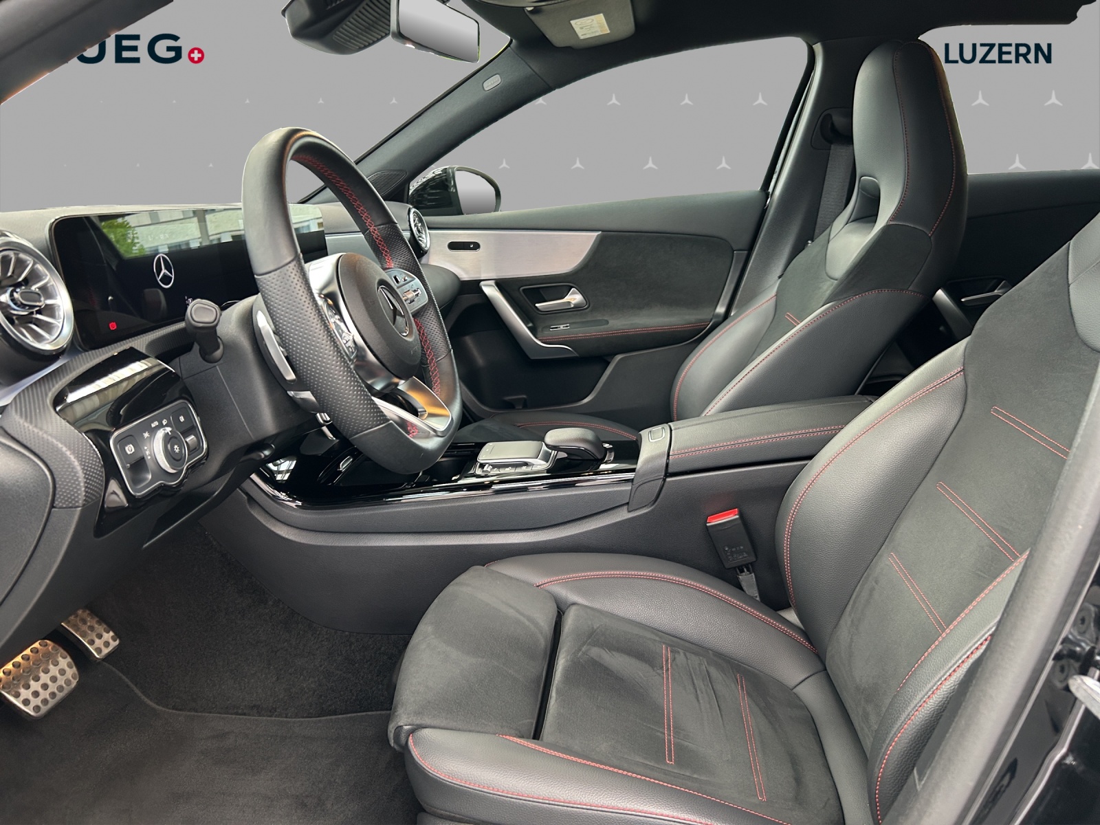 MERCEDES-BENZ A 250 4Matic AMG Line 4Matic 7G-DCT-image-7