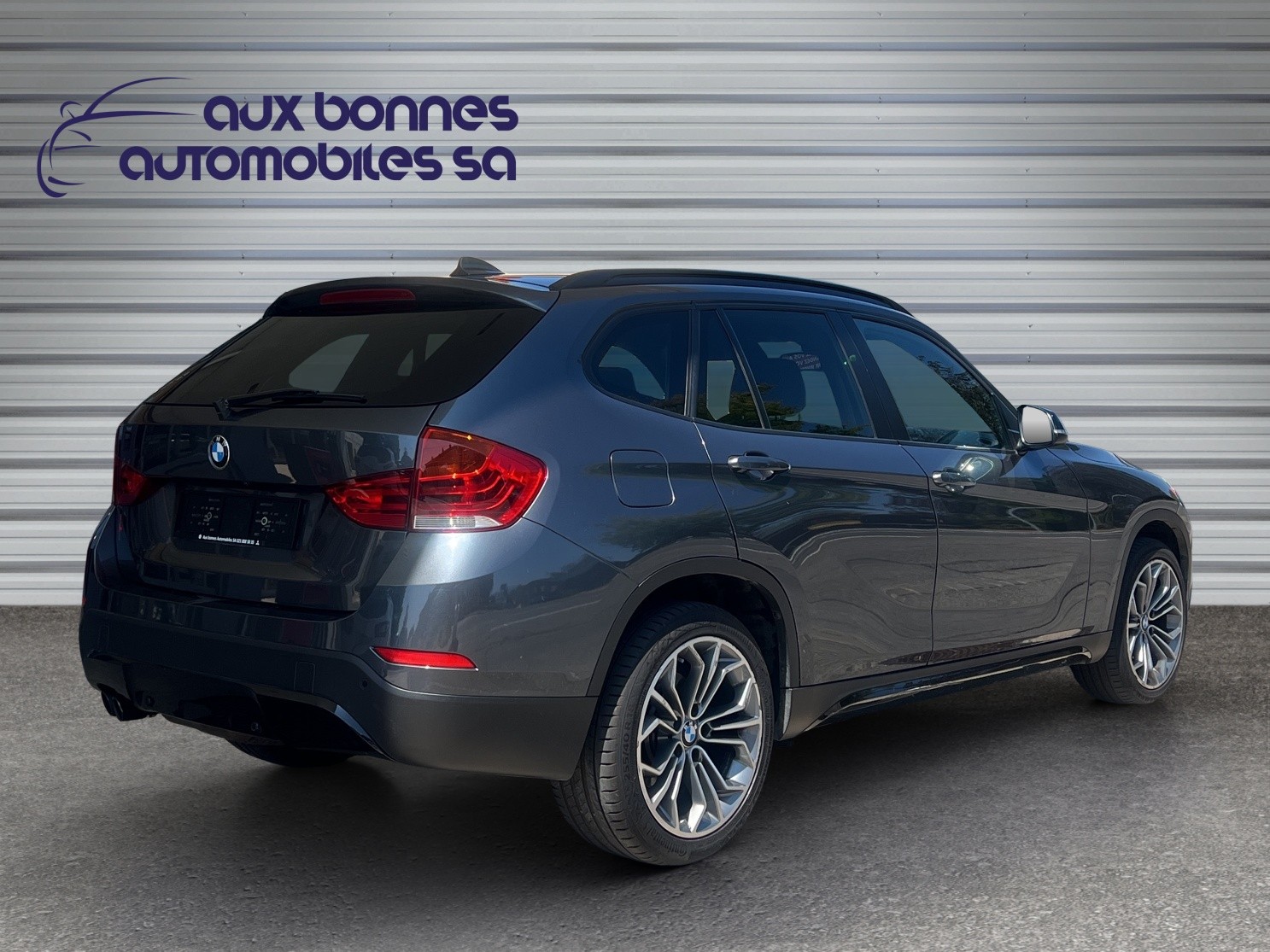 BMW X1 xDrive 28i Sport Line Steptronic-image-4