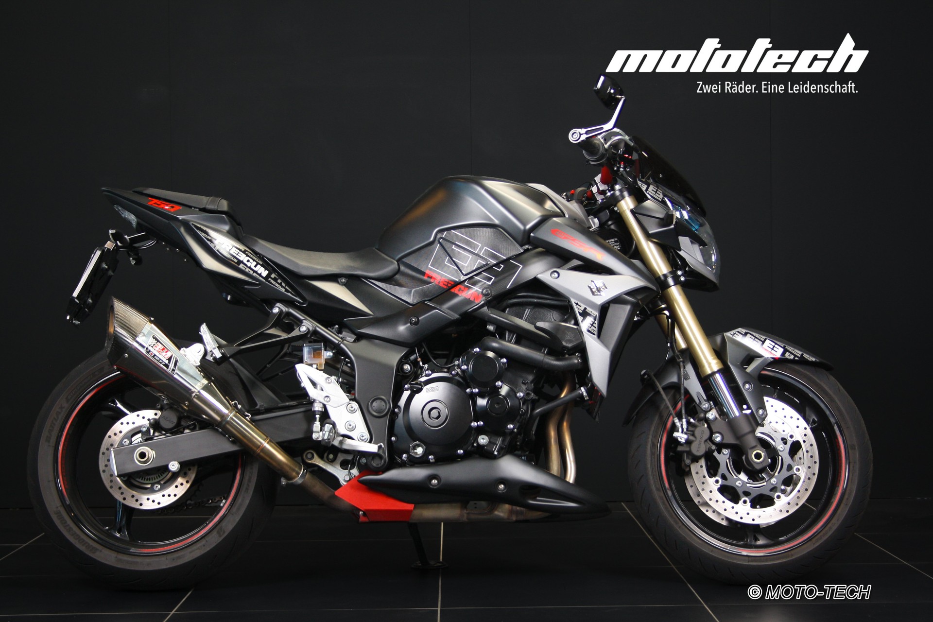 SUZUKI GSR 750 ABS Freegun-image-1