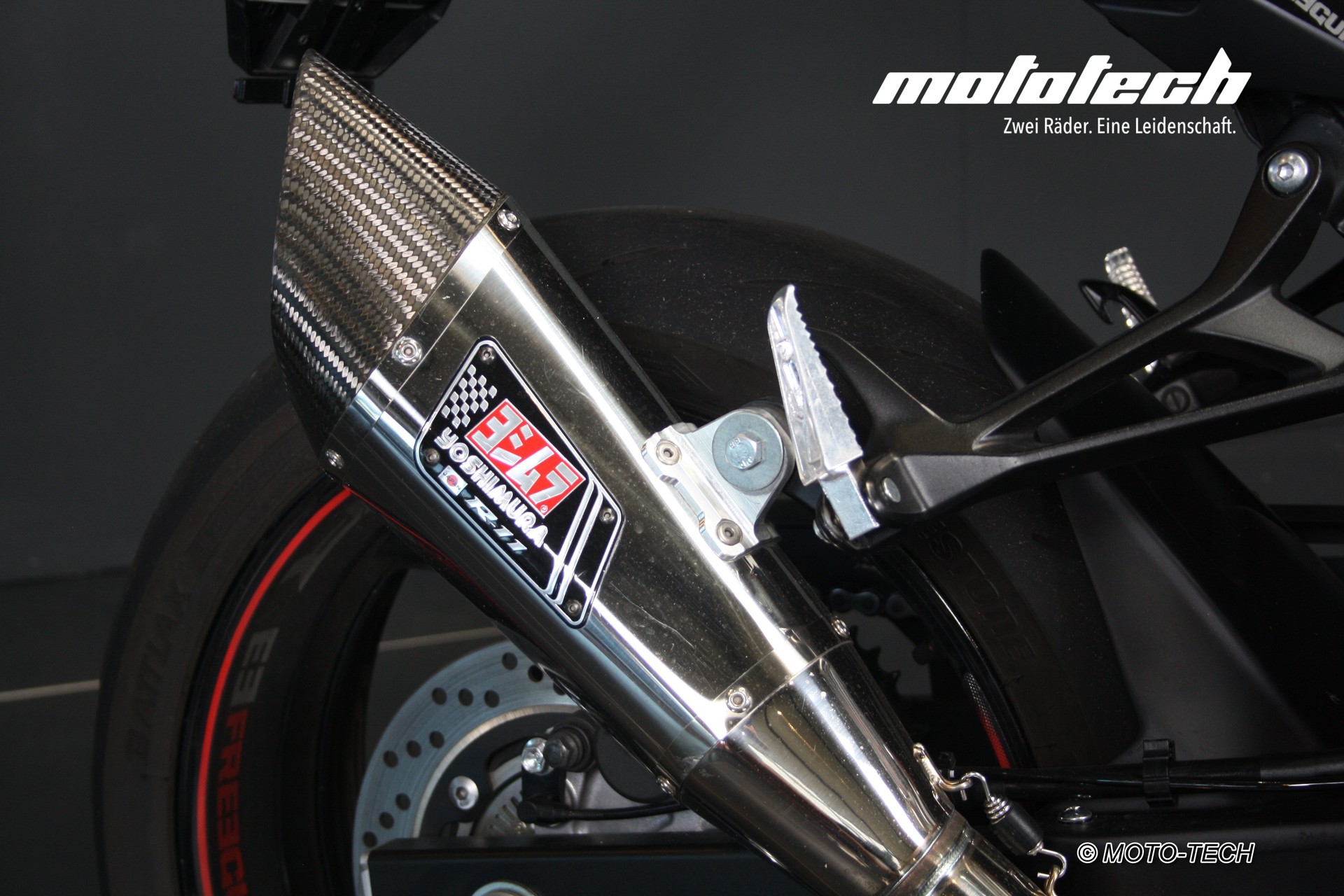 SUZUKI GSR 750 ABS Freegun-image-9
