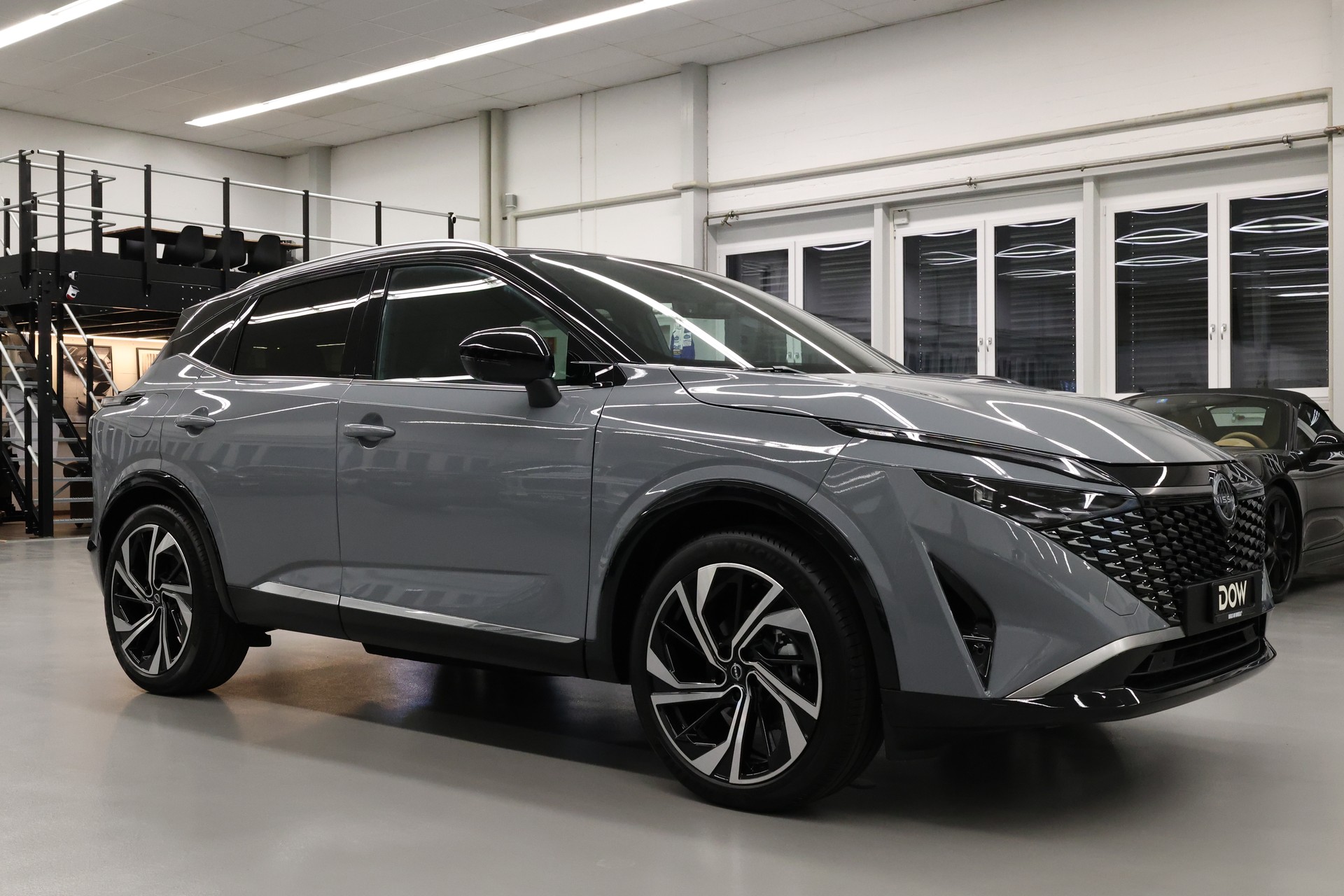 NISSAN Qashqai 1.3 DIG-T Tekna+ 4x4-showroom-element-1