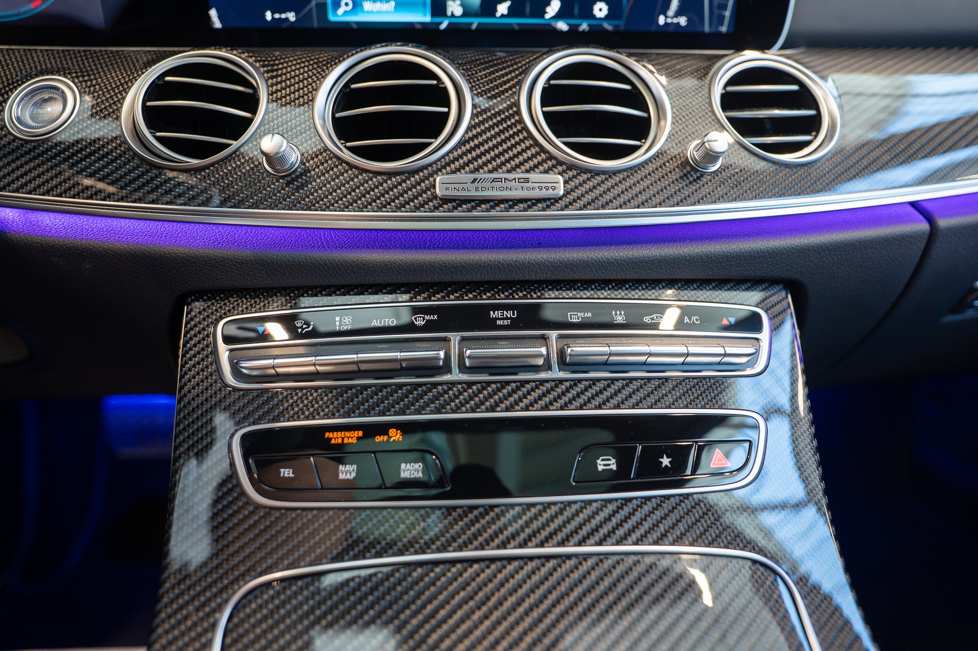 MERCEDES-BENZ E 63 S AMG 4matic+ / Final Edition 1 of 999 / Panorama-Schiebedach / Head-Up Display / Burmester-image-22