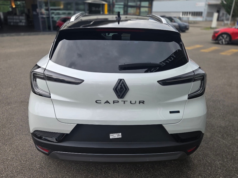 RENAULT Captur 1.8 E-Tech 160 Esprit Alpine DHT-image-3