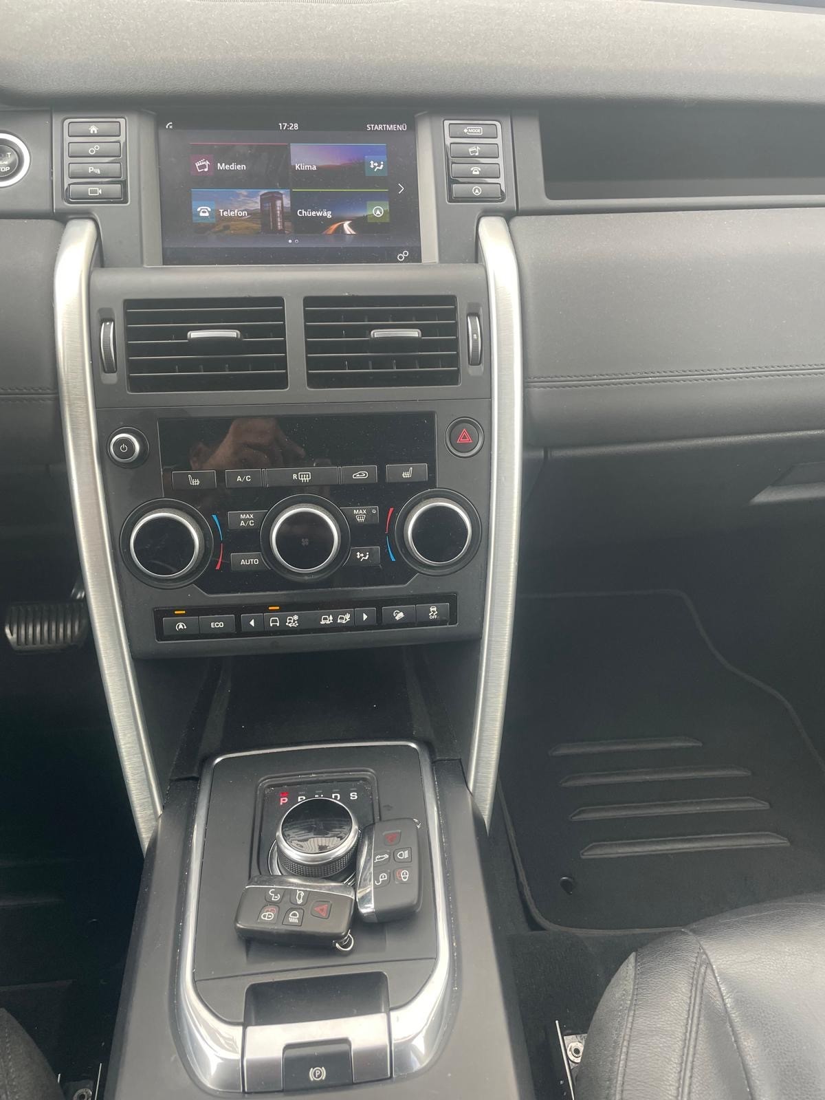 LAND ROVER Discovery Sport 2.0 Si4 HSE Advantage AT9-image-3