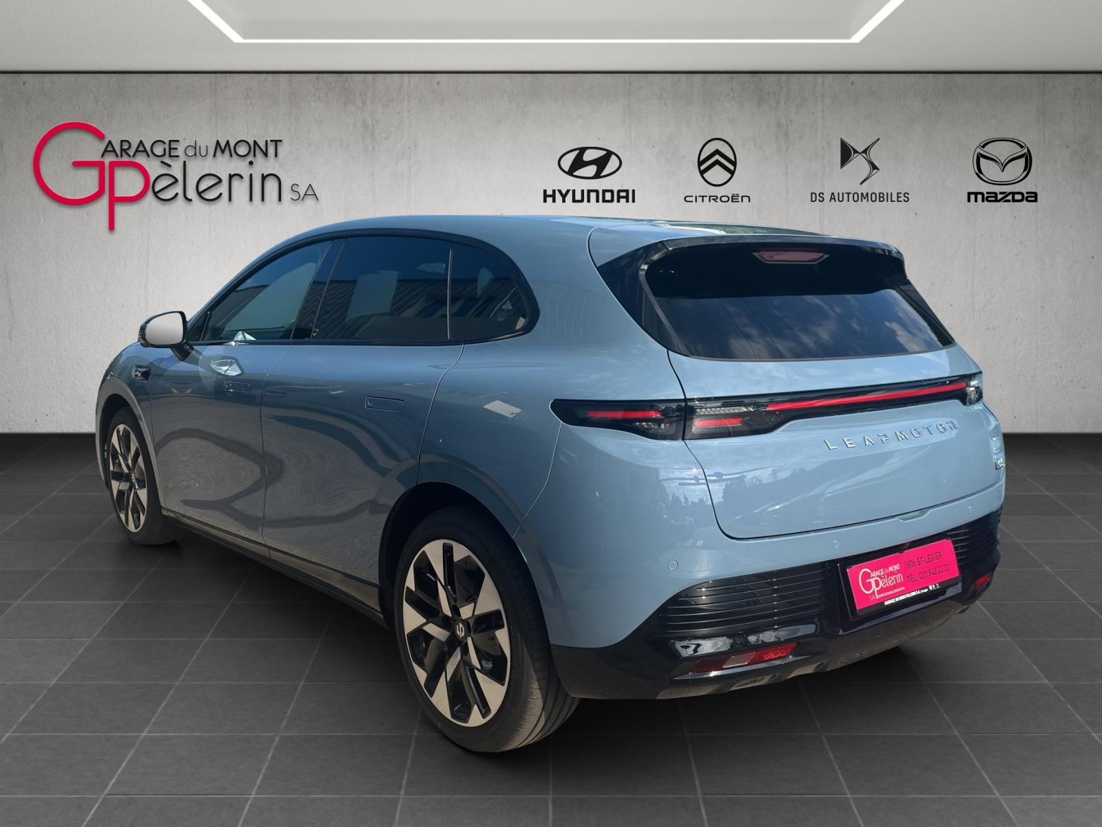 LEAPMOTOR B05 EV-showroom-element-1