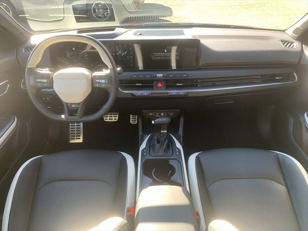 KIA K4 1.6 T-GDi GT-Line-showroom-element-3