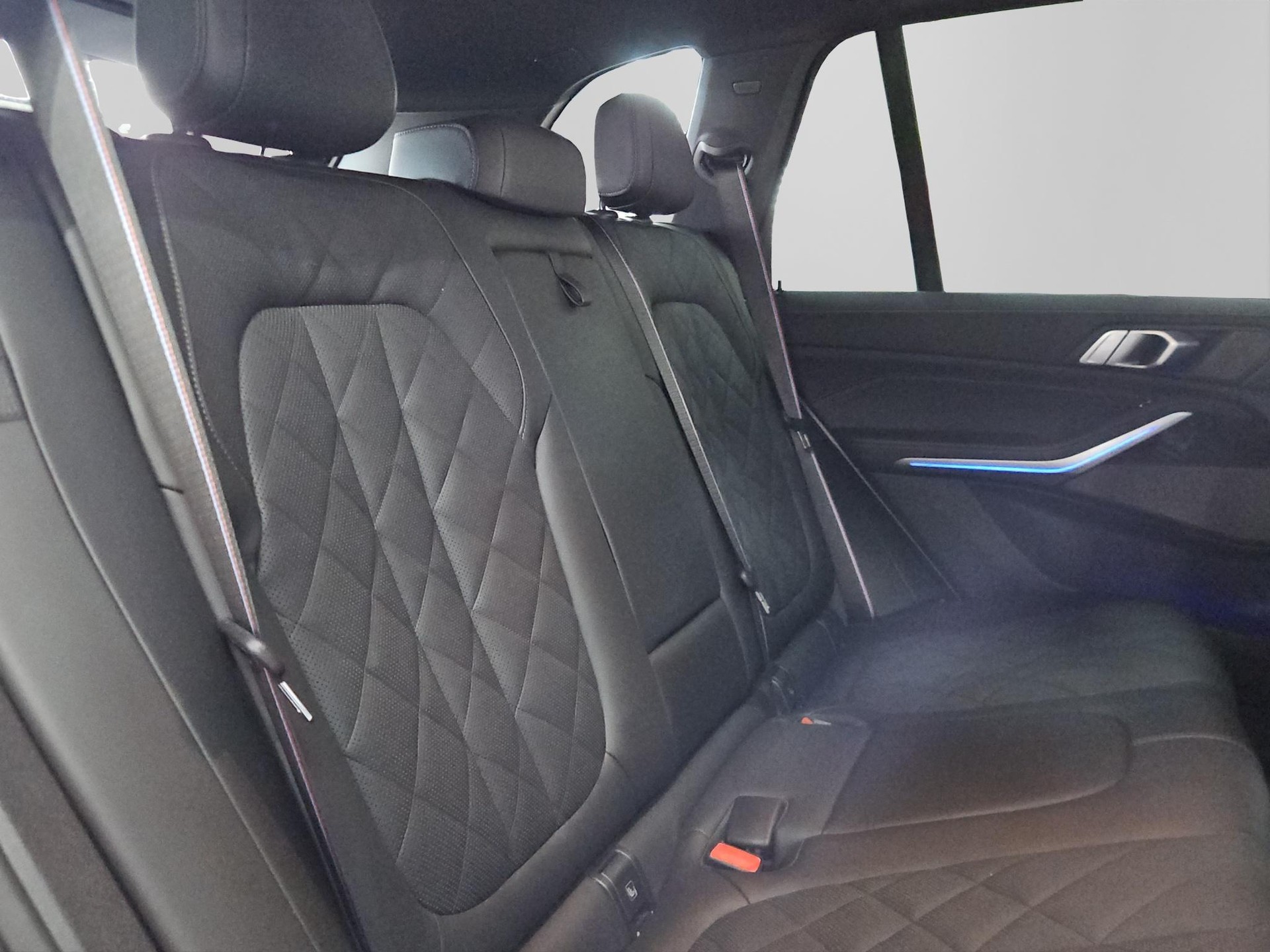 BMW X5 xDrive 48V 40d M Sport Pro Steptronic-image-16