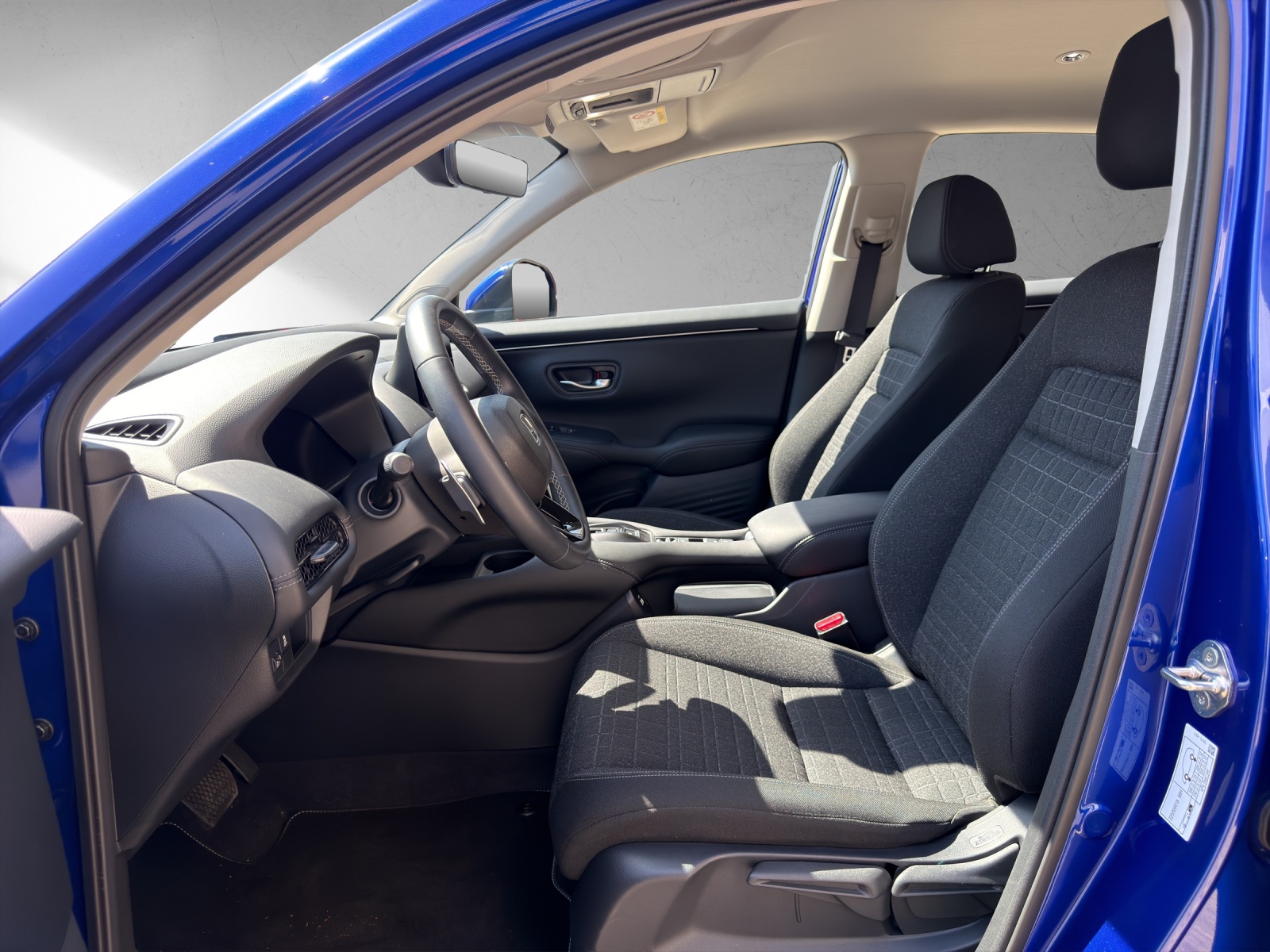HONDA ZR-V 2.0i MMD Hybrid Elegance Automatic-image-9