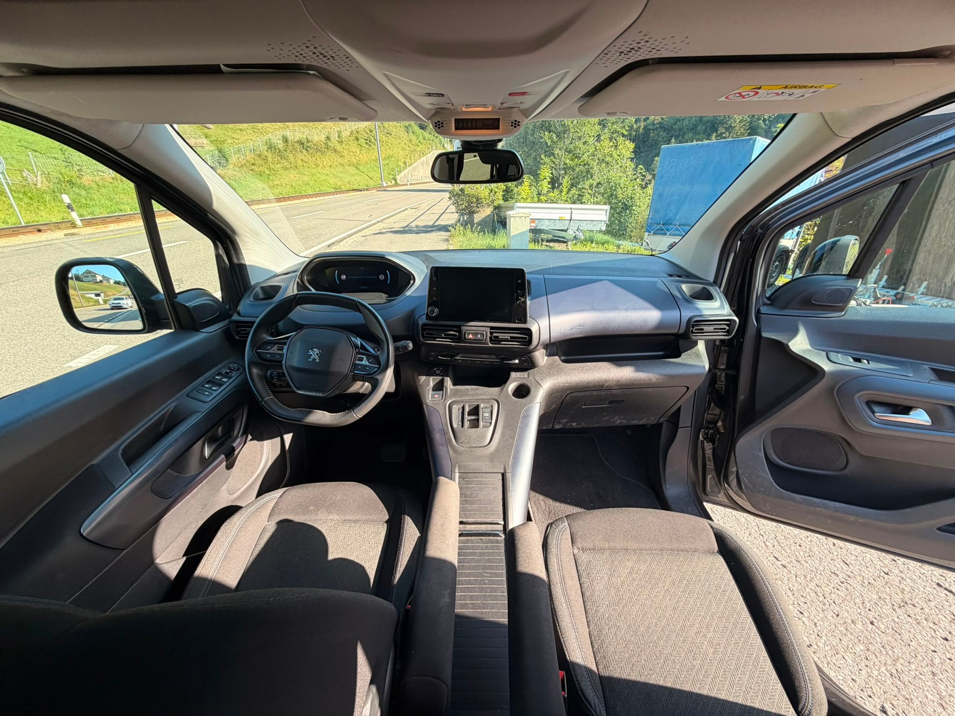 PEUGEOT e-Active Pack-image-1