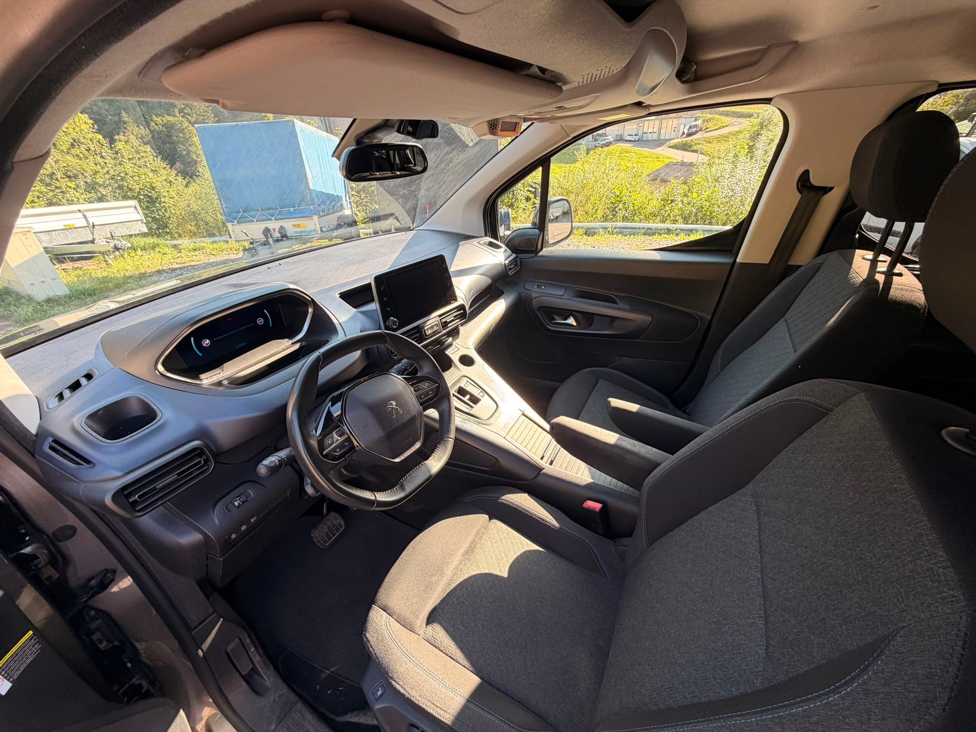 PEUGEOT e-Active Pack-image-3