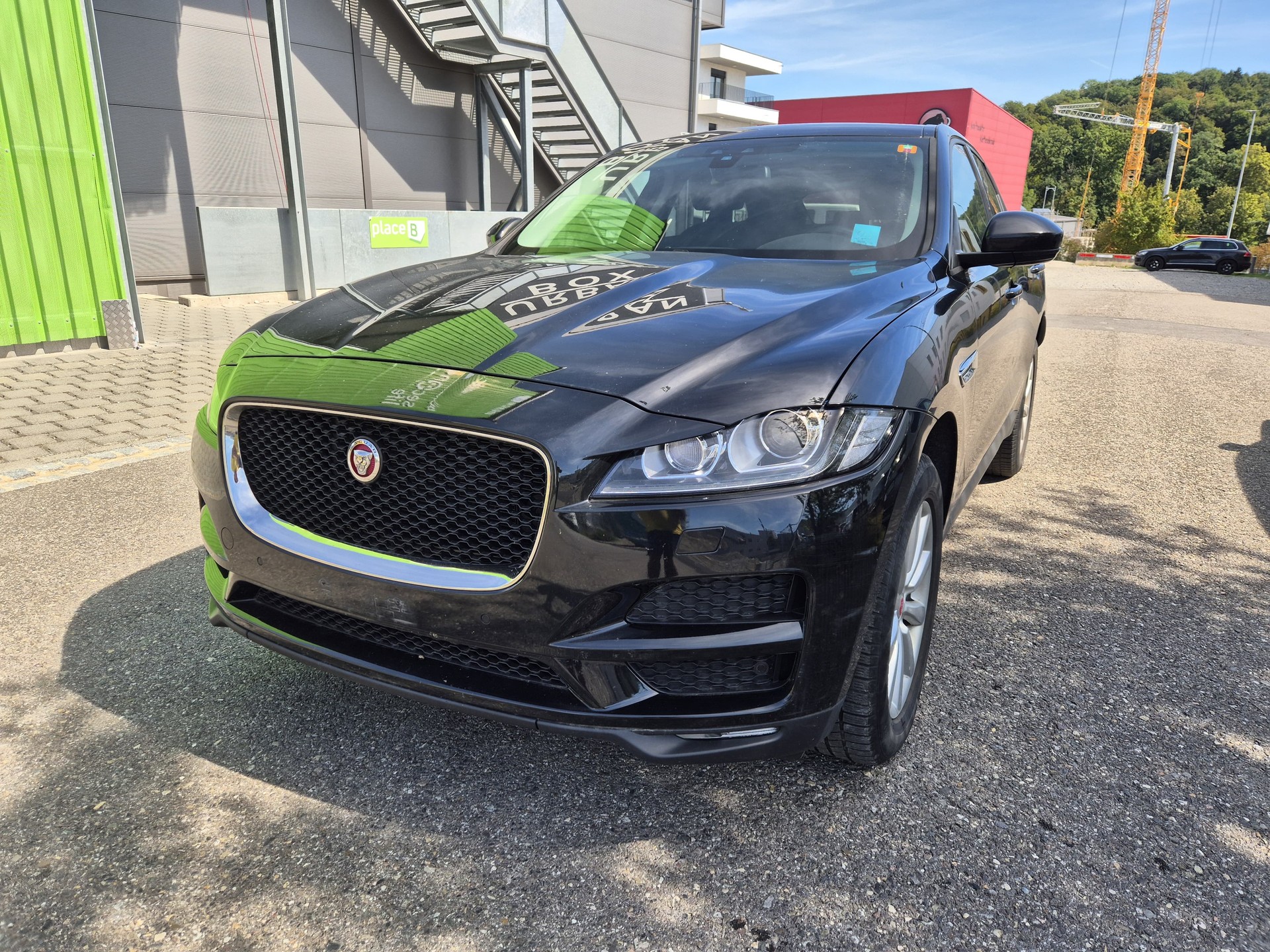 JAGUAR F-Pace 2.0d Pure AWD Automatik-image-13
