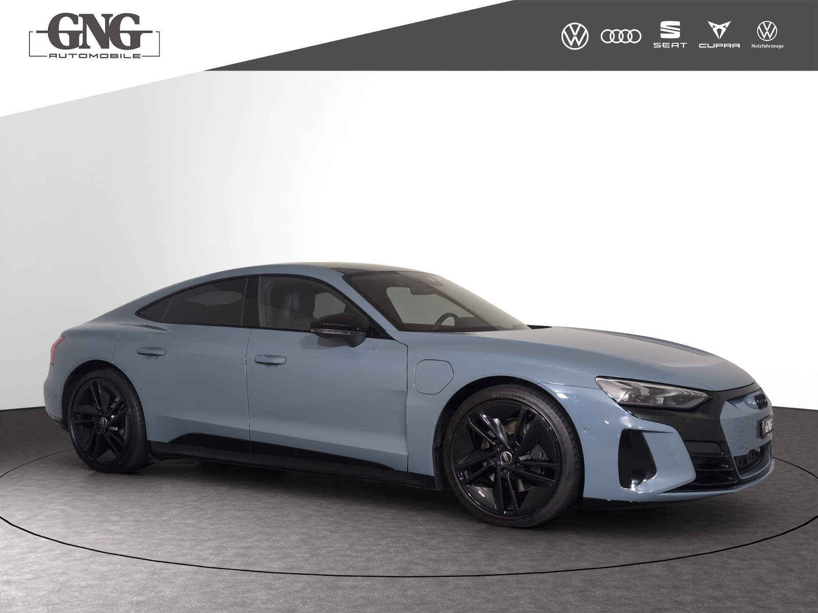 AUDI e-tron GT quattro-showroom-element-3