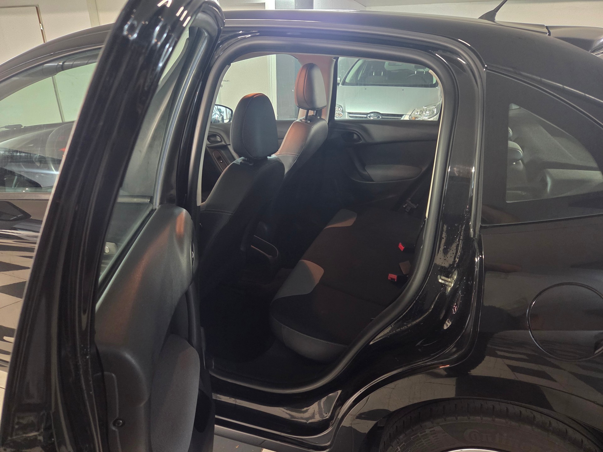 CITROEN C3 1.0i Attraction-image-9