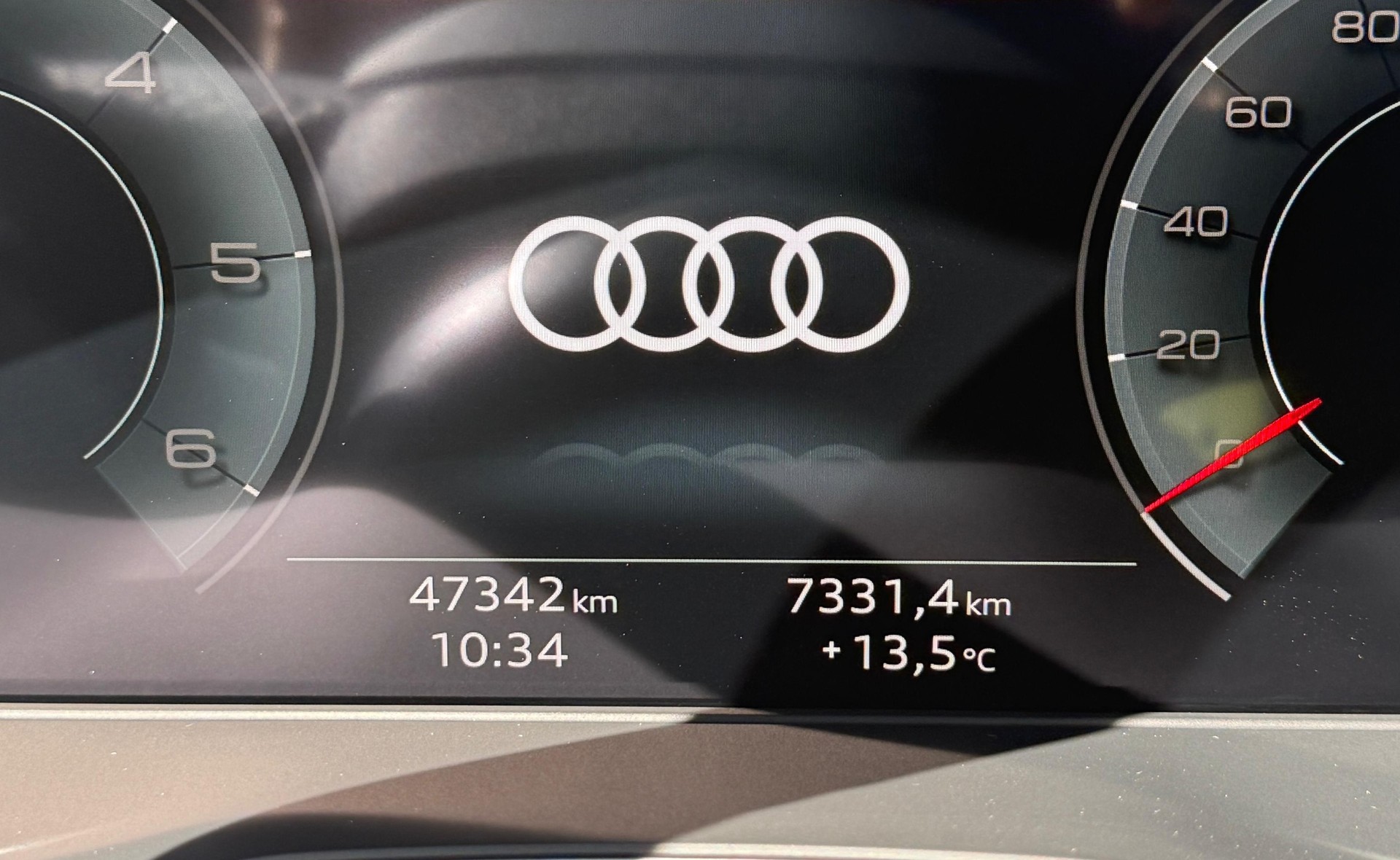AUDI A4 Avant 40 TDI quattro S-tronic-image-36