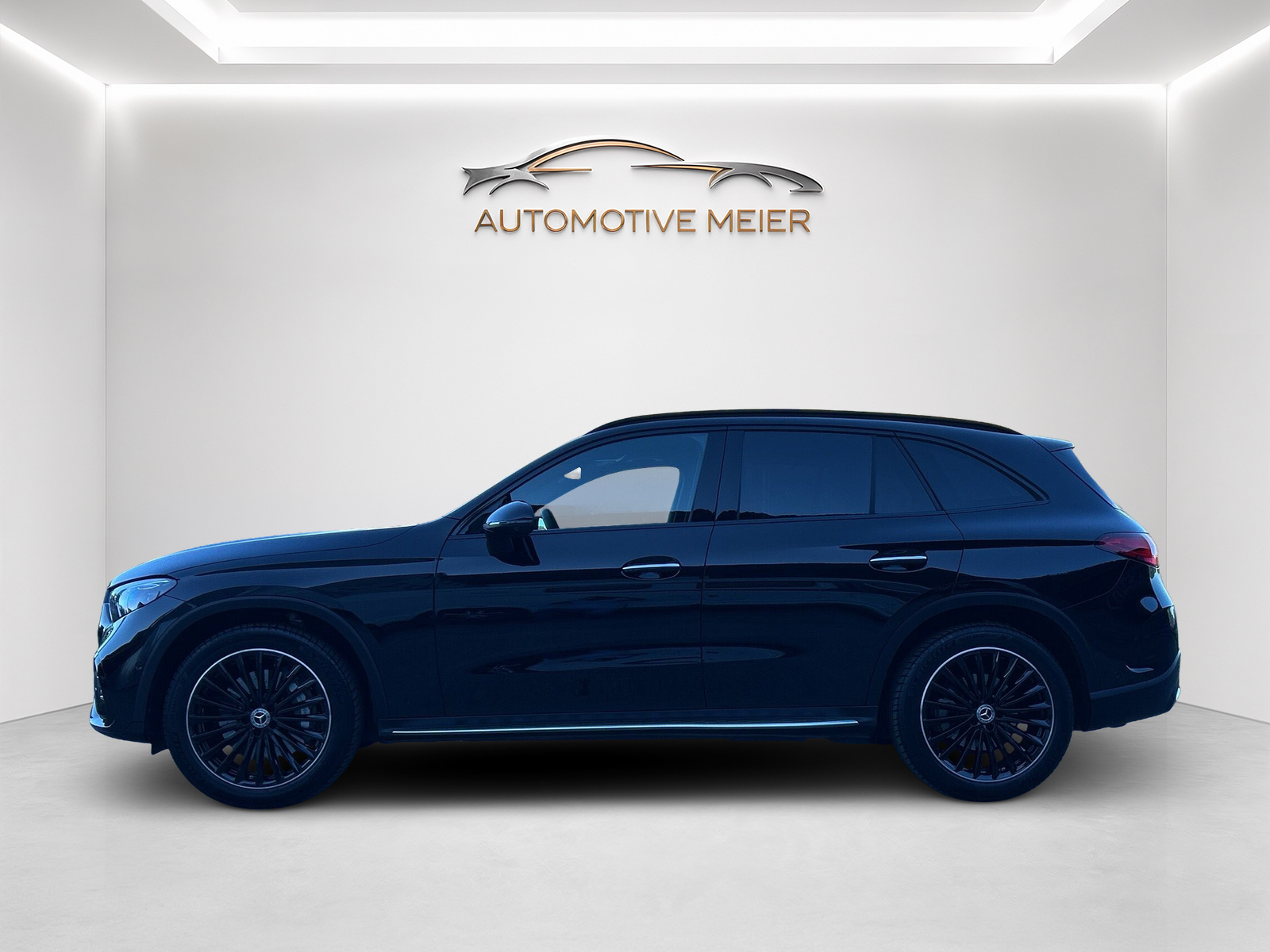 MERCEDES-BENZ GLC 220 d 4Matic 9G-Tronic -CH Fahrzeug mit MSI plus Garantie und Gratisservice--showroom-element-1
