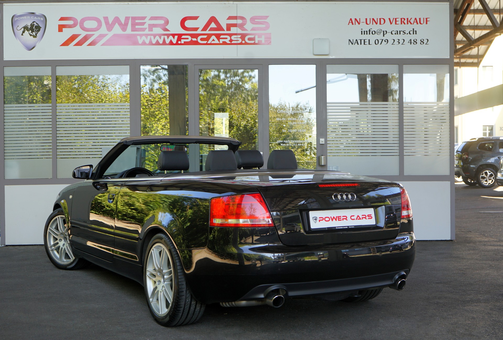 AUDI A4 Cabriolet 3.2 FSI quattro S-Line-showroom-element-1