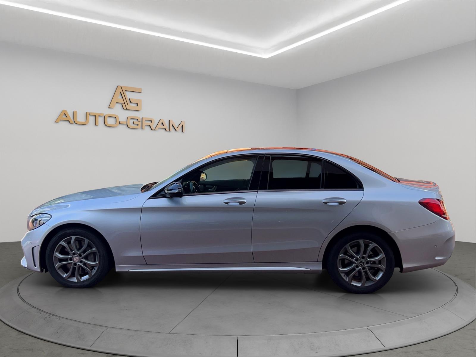 MERCEDES-BENZ C 300 d AMG Line 4Matic 9G-Tronic-showroom-element-1