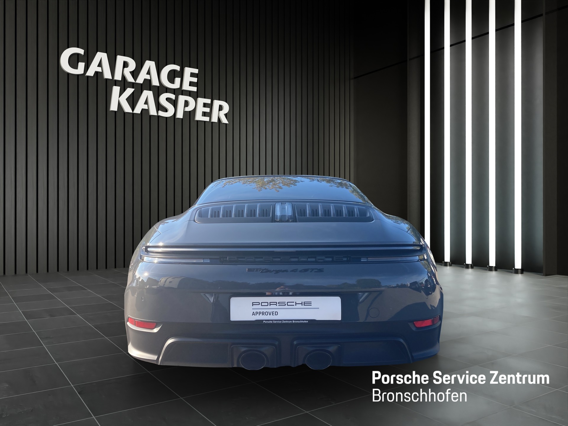PORSCHE 911 Targa 4 GTS-showroom-element-3
