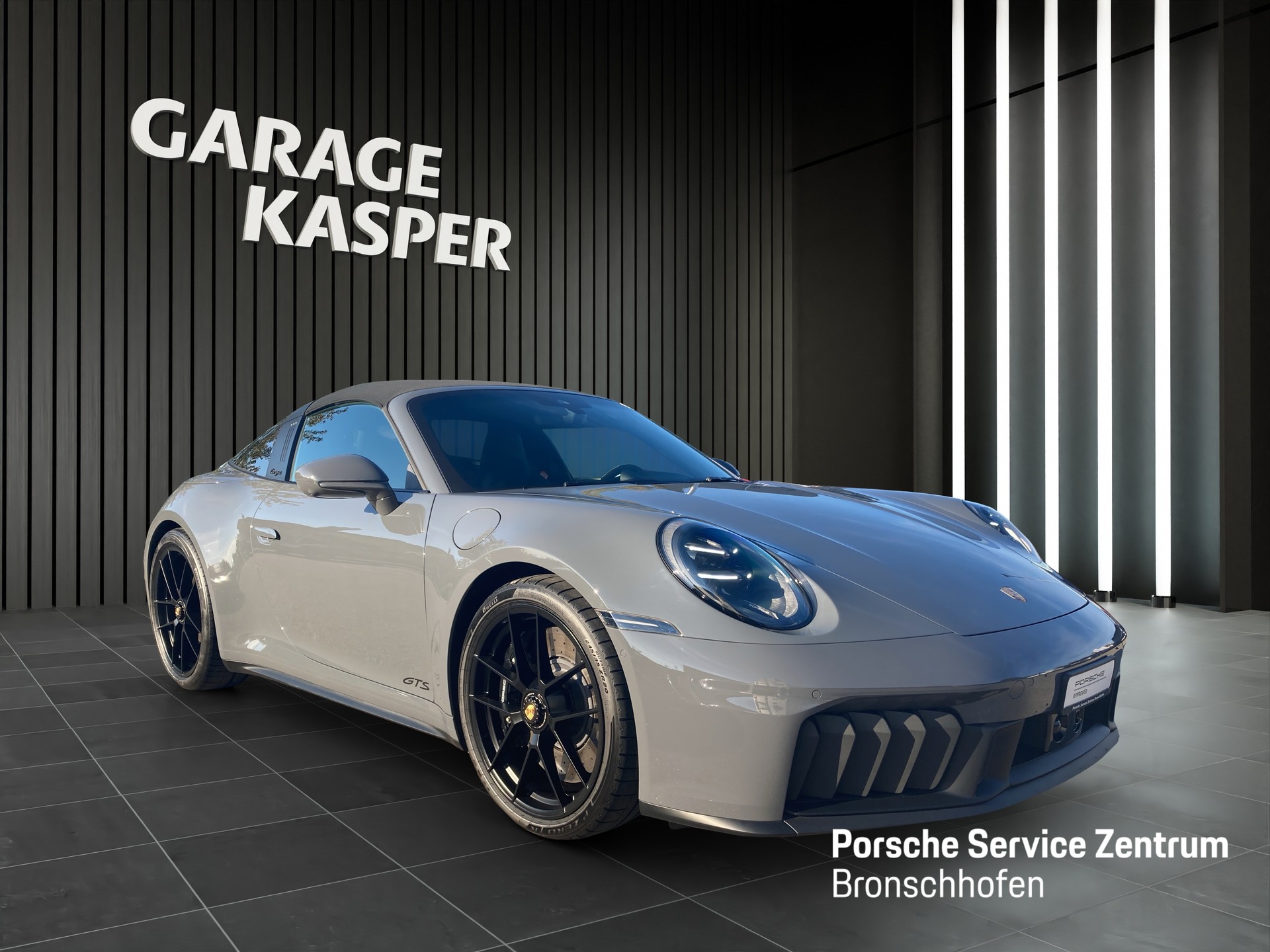 PORSCHE 911 Targa 4 GTS-image-6
