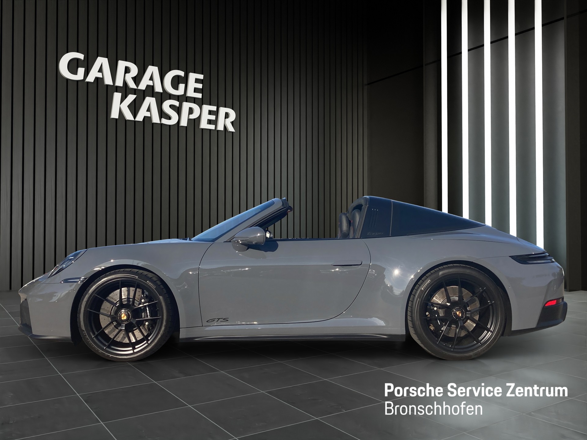 PORSCHE 911 Targa 4 GTS-showroom-element-1