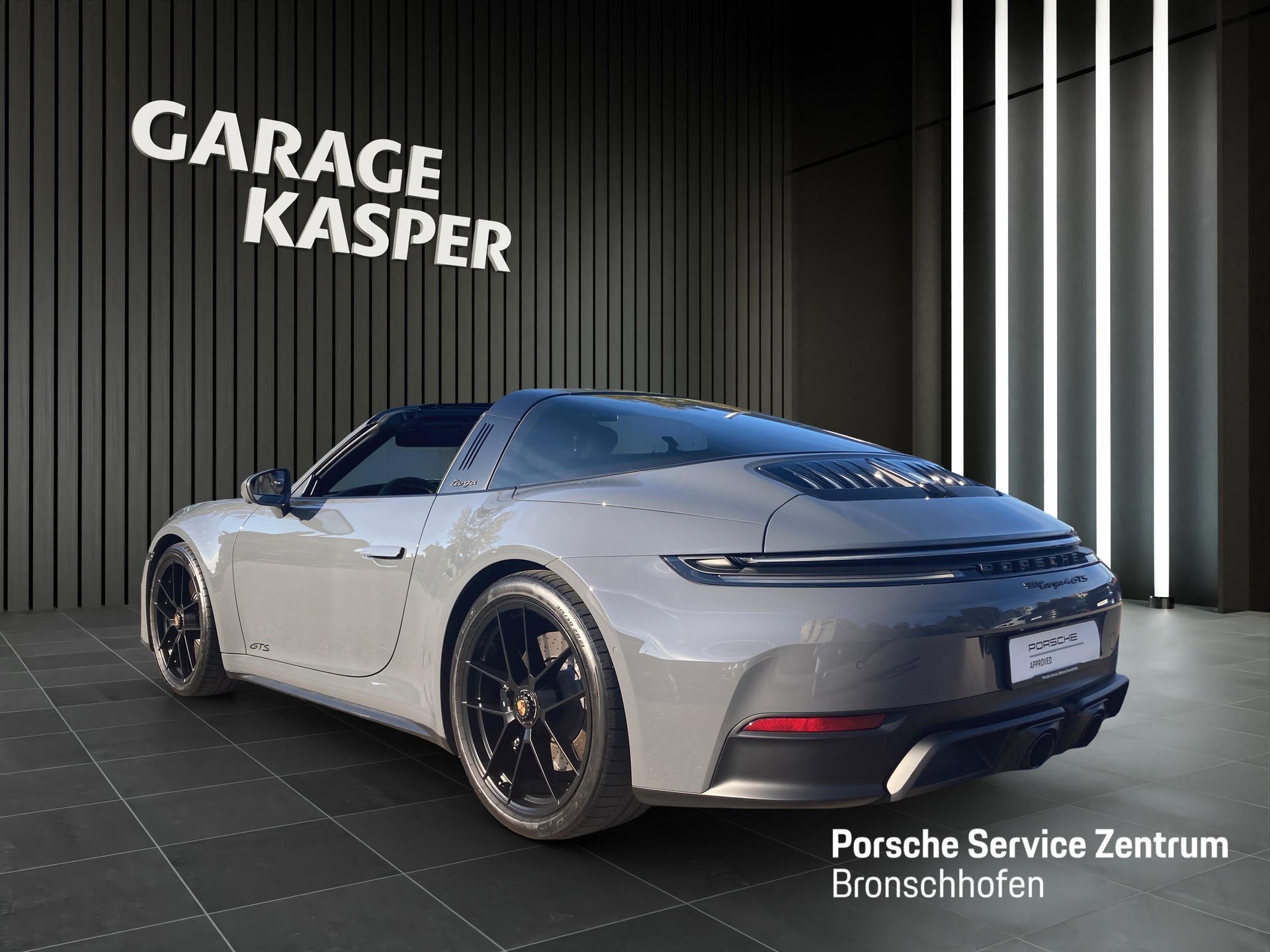 PORSCHE 911 Targa 4 GTS-showroom-element-2