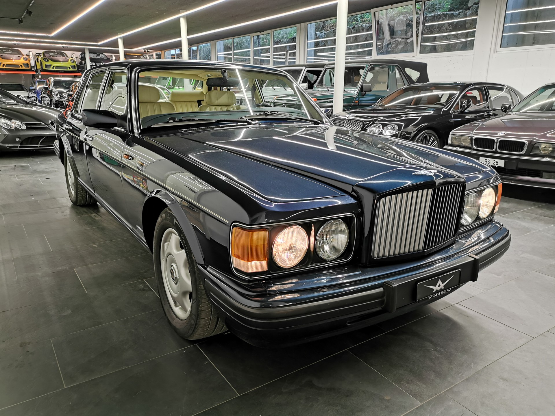 BENTLEY Brooklands "R" Turbo ROYAL BLUE /MAGNOLIA GIORGIO ARMANI SPEC 305 PS EINER VON 200 STÜCK