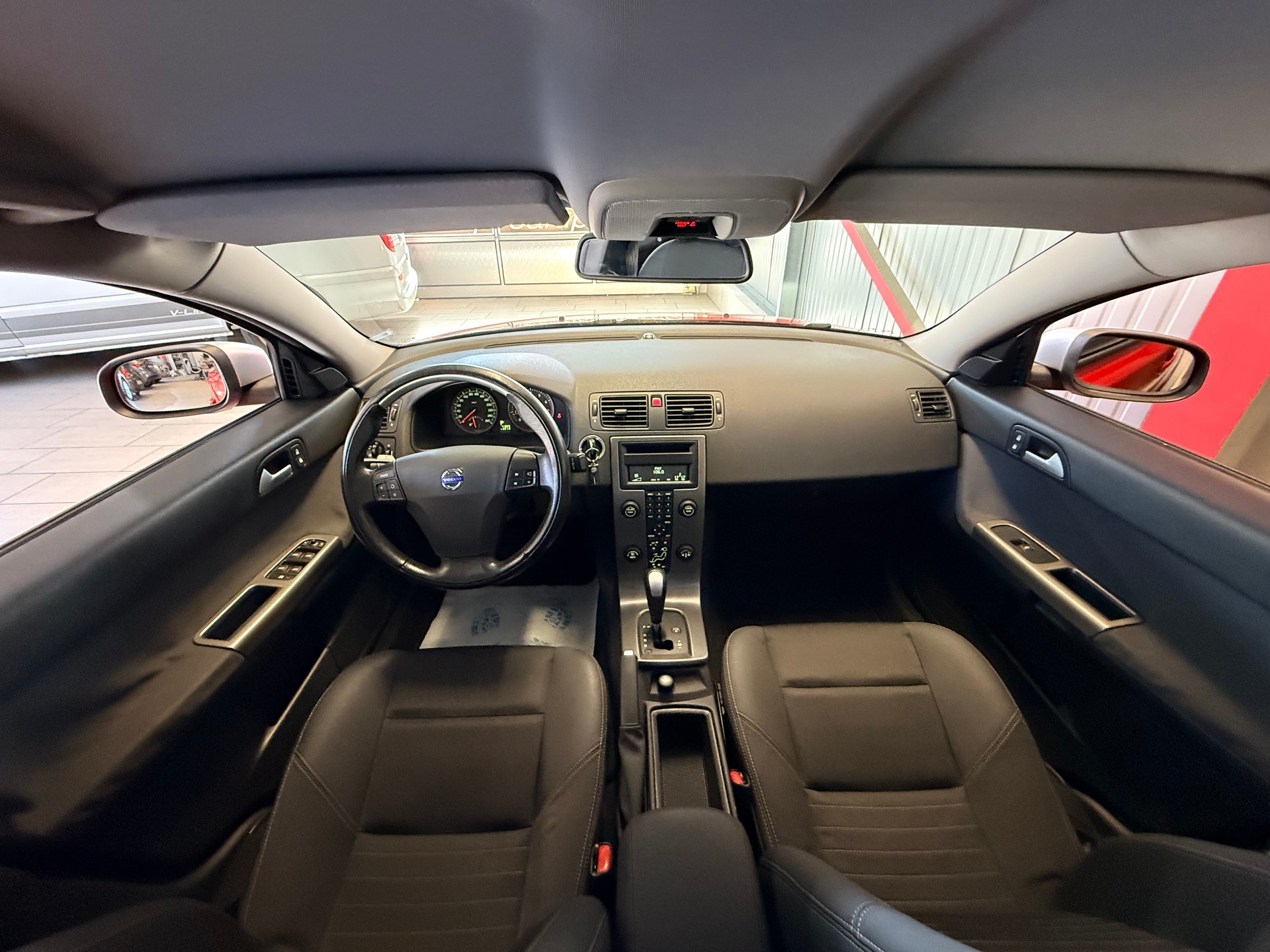 VOLVO S40 2.4I Momentum-image-10