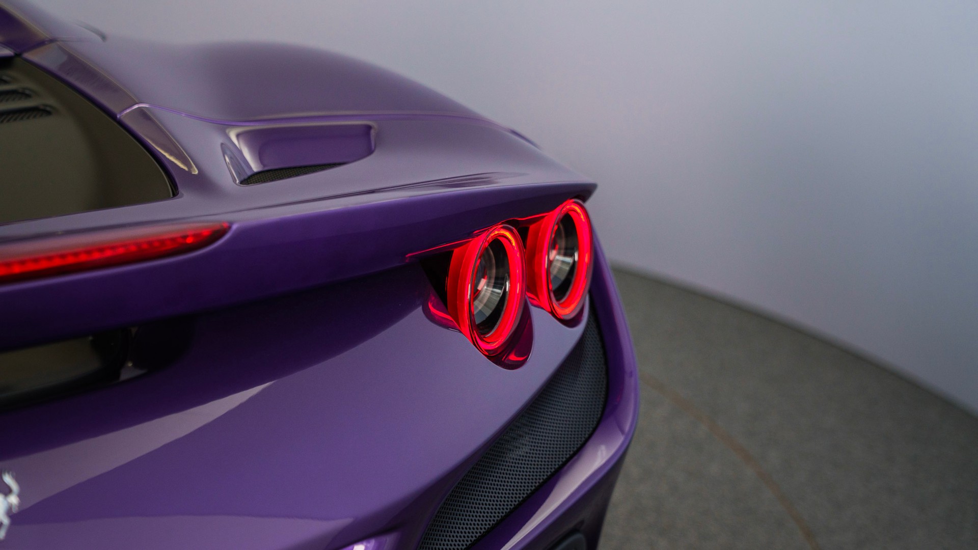 FERRARI F8 Spider-image-14