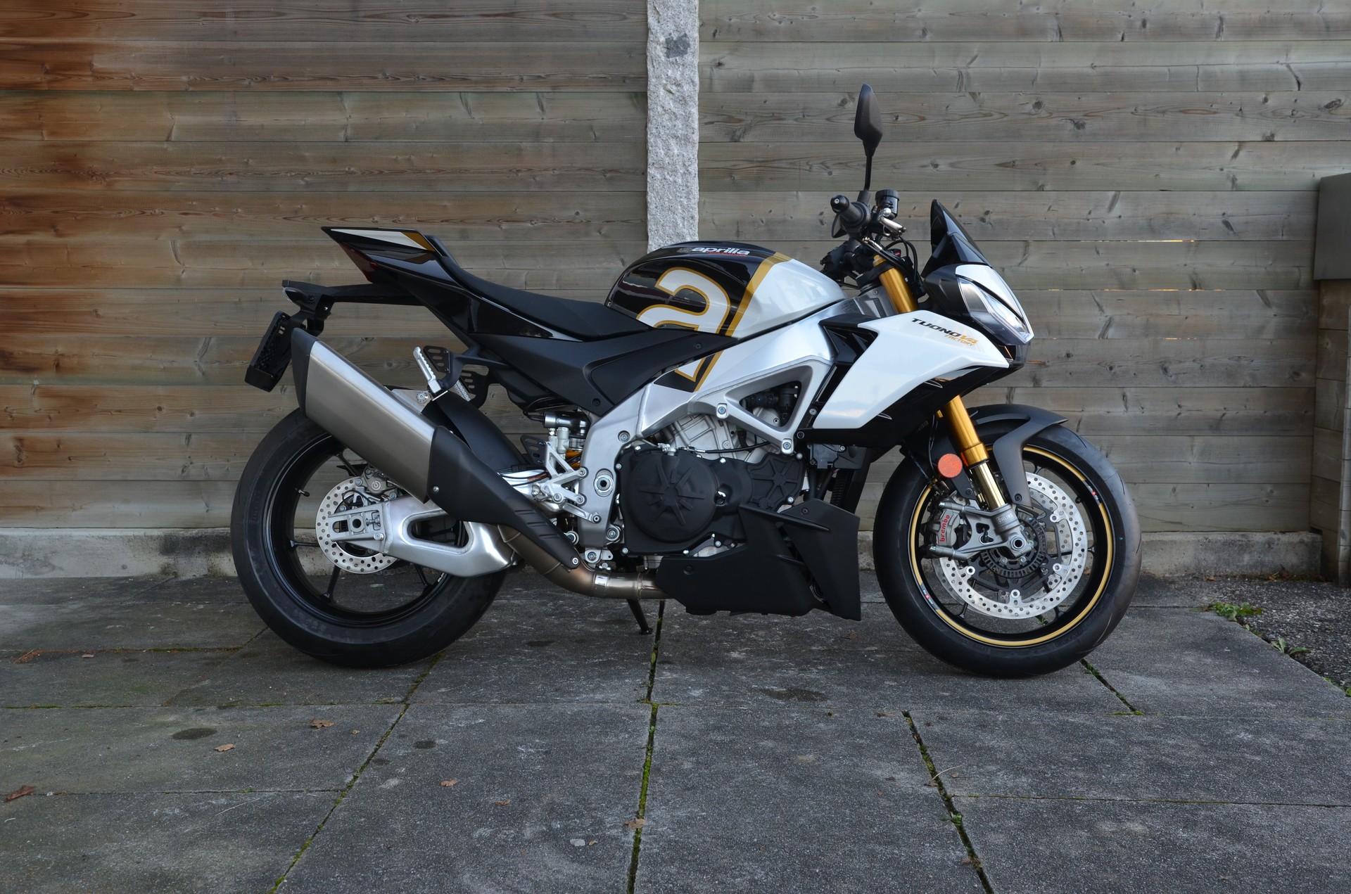 APRILIA Tuono V4 1100 Factory