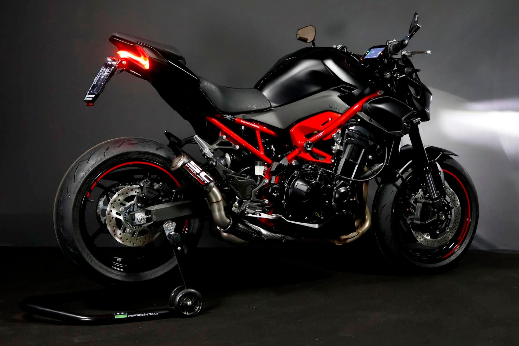 KAWASAKI Z 900 (91 KW) *Black Devil* Level 3-image-11