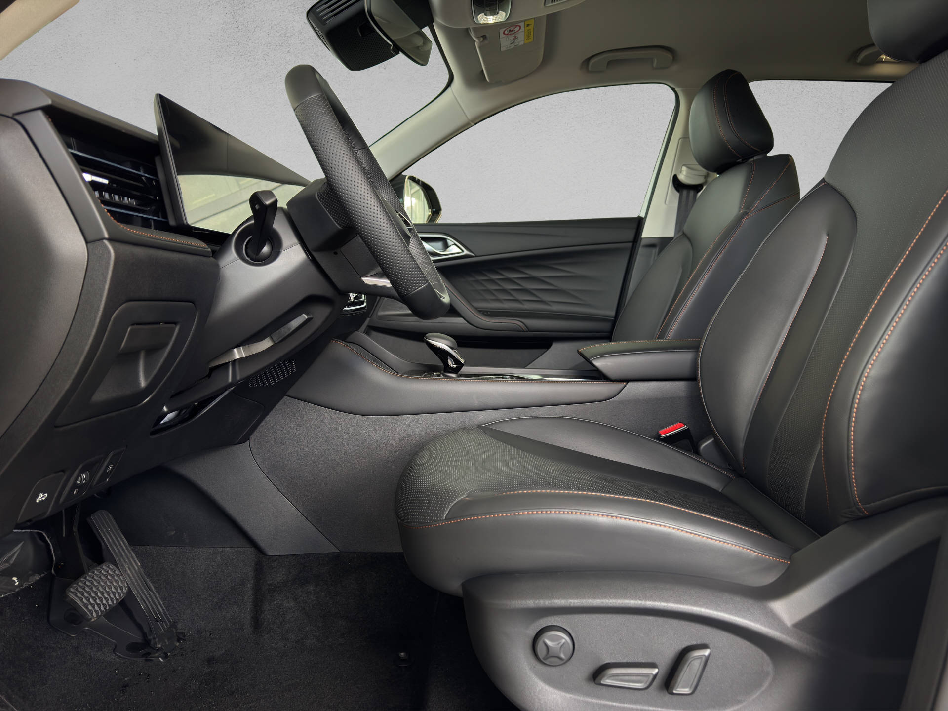 MG HS 1.5 PHEV Luxury-image-7