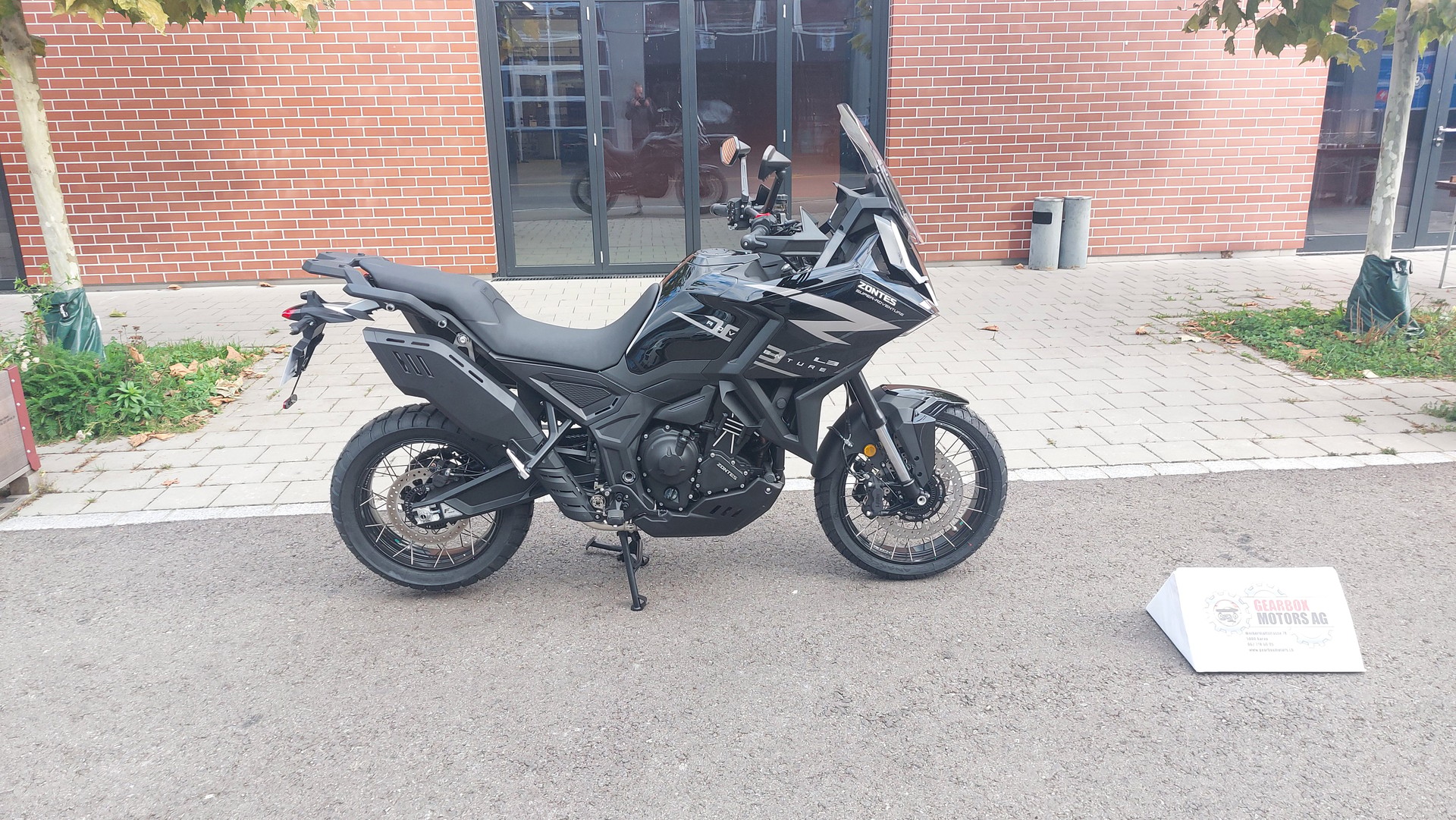 ZONTES 703
