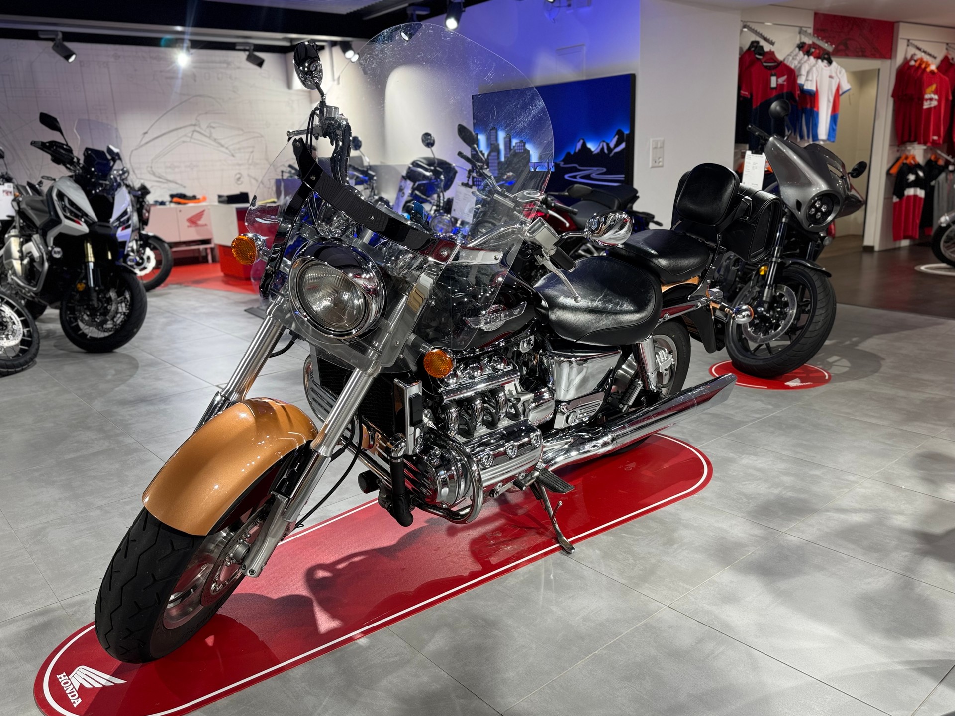 HONDA GL 1500 F6 C Custom-image-5
