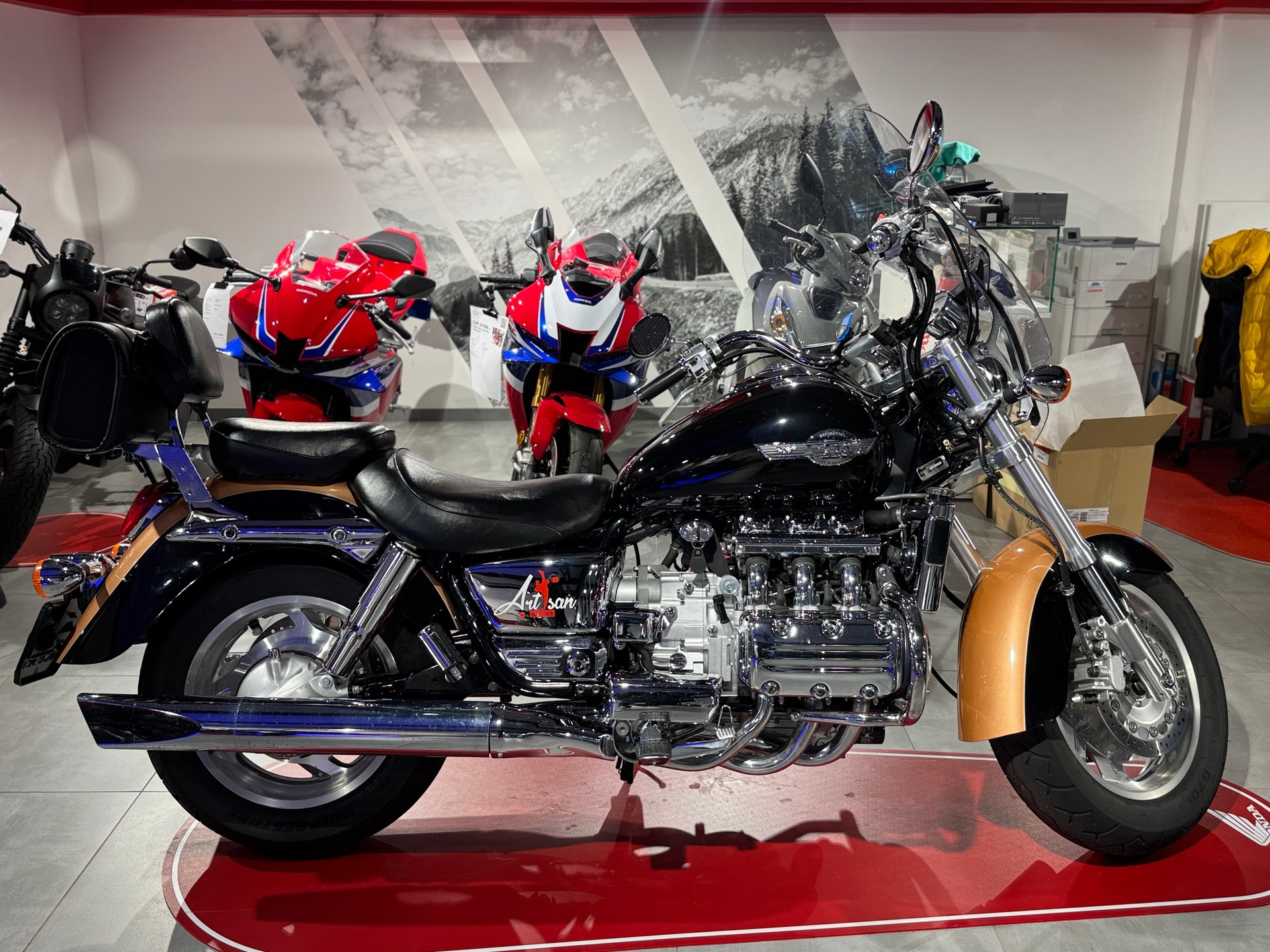 HONDA GL 1500 F6 C Custom-image-0