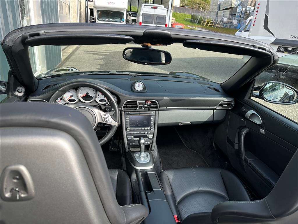 PORSCHE 911 Cabrio Carrera 4S PDK-image-8