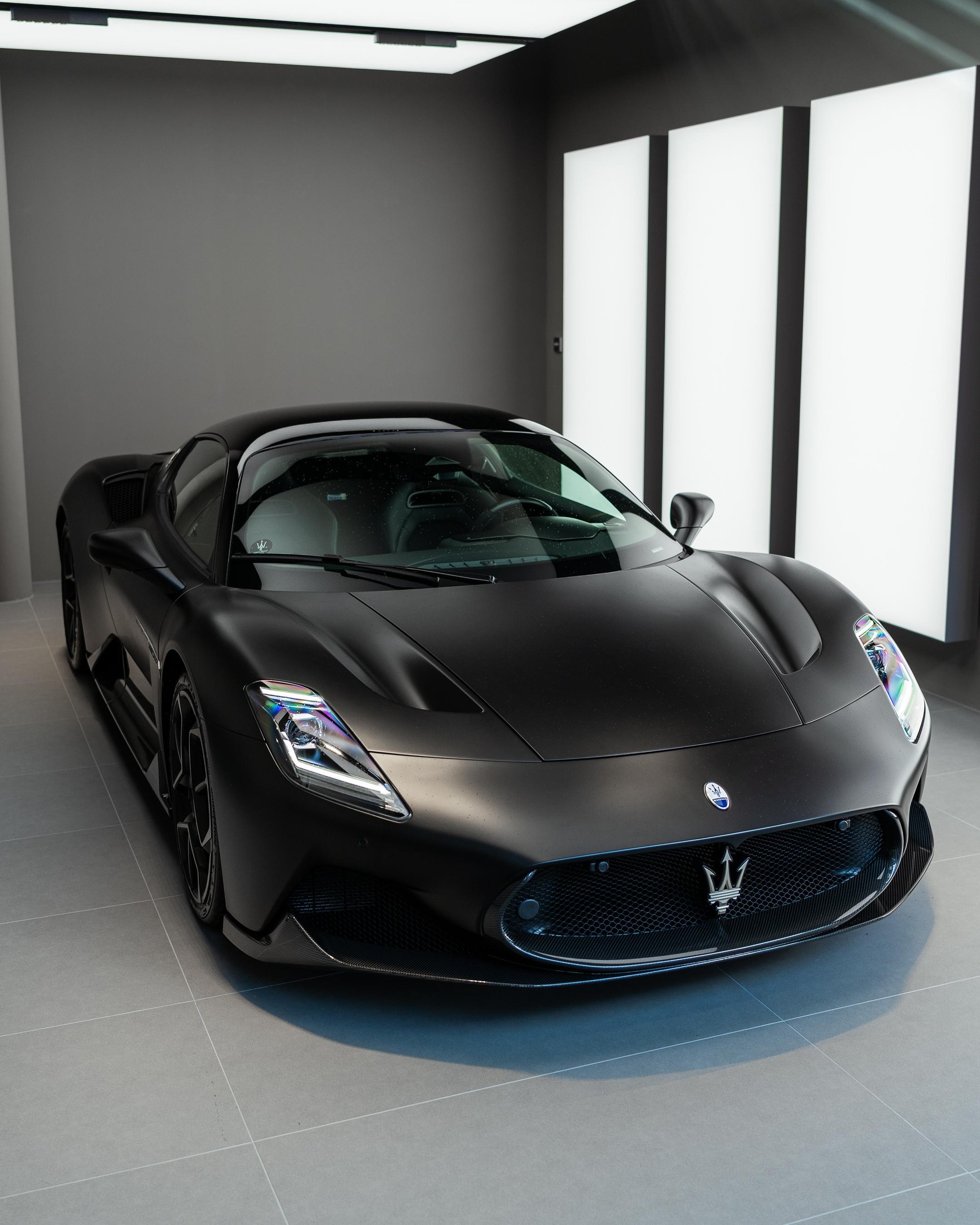 MASERATI MC20 3.0 V6 Notte-showroom-element-1