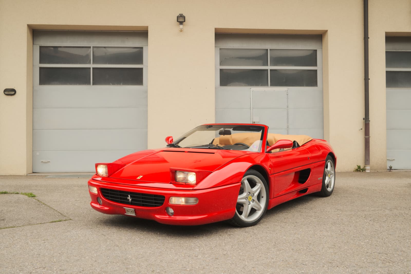 FERRARI F355 Spider