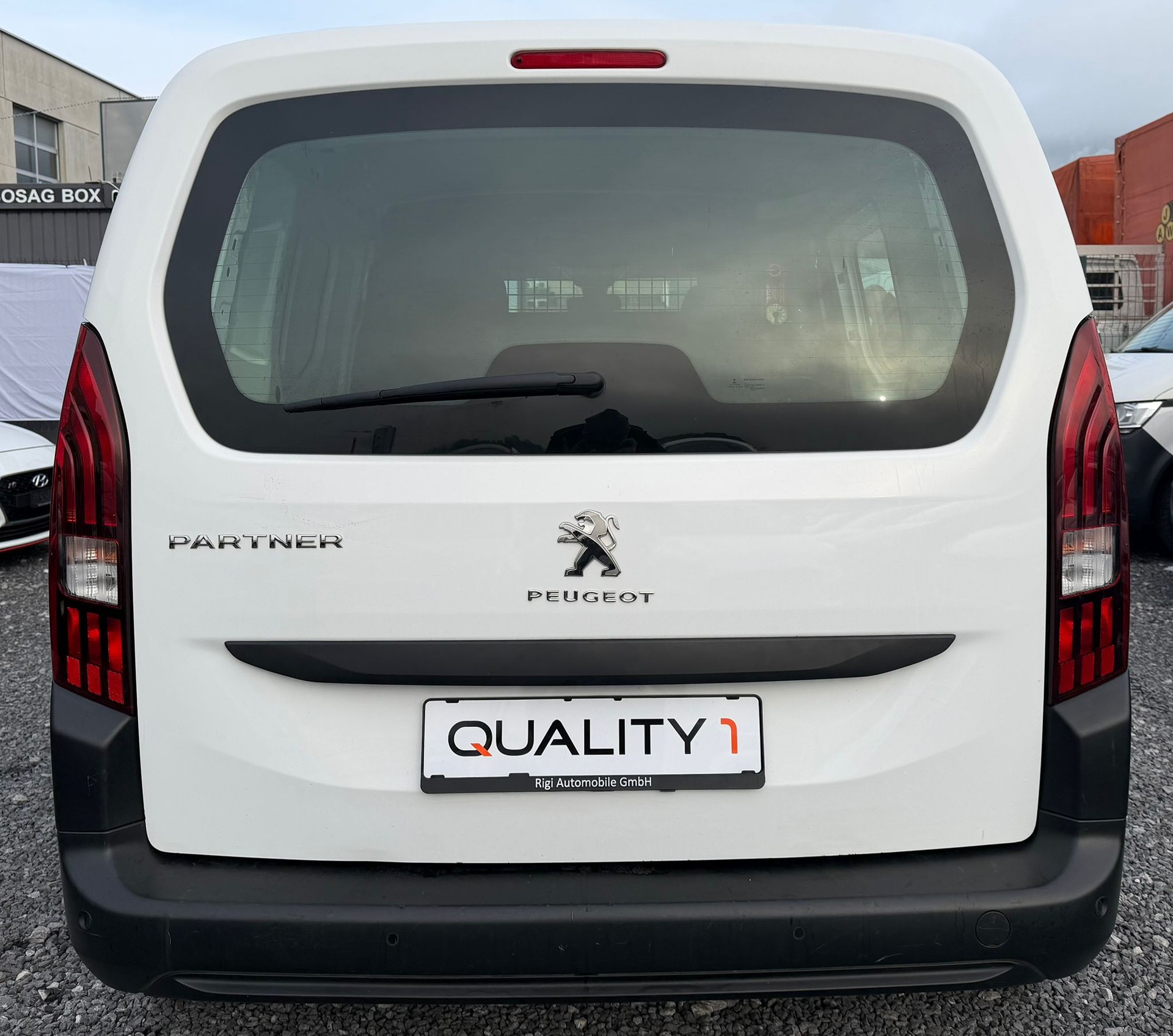 PEUGEOT Partner 1.5 Blue HDi s/s Premium 650kg-image-3