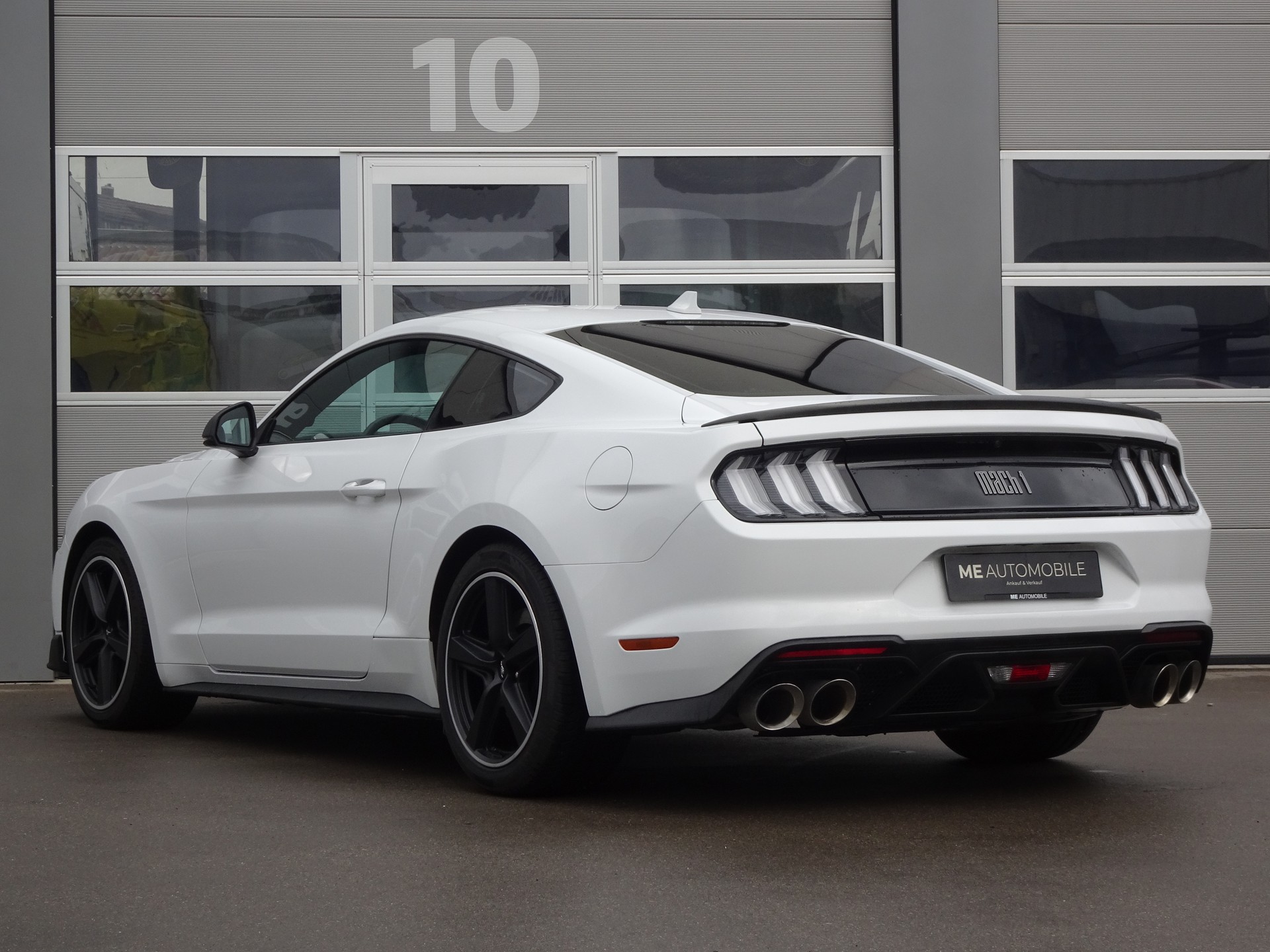 FORD Mustang Fastback 5.0 V8 Mach 1-image-4